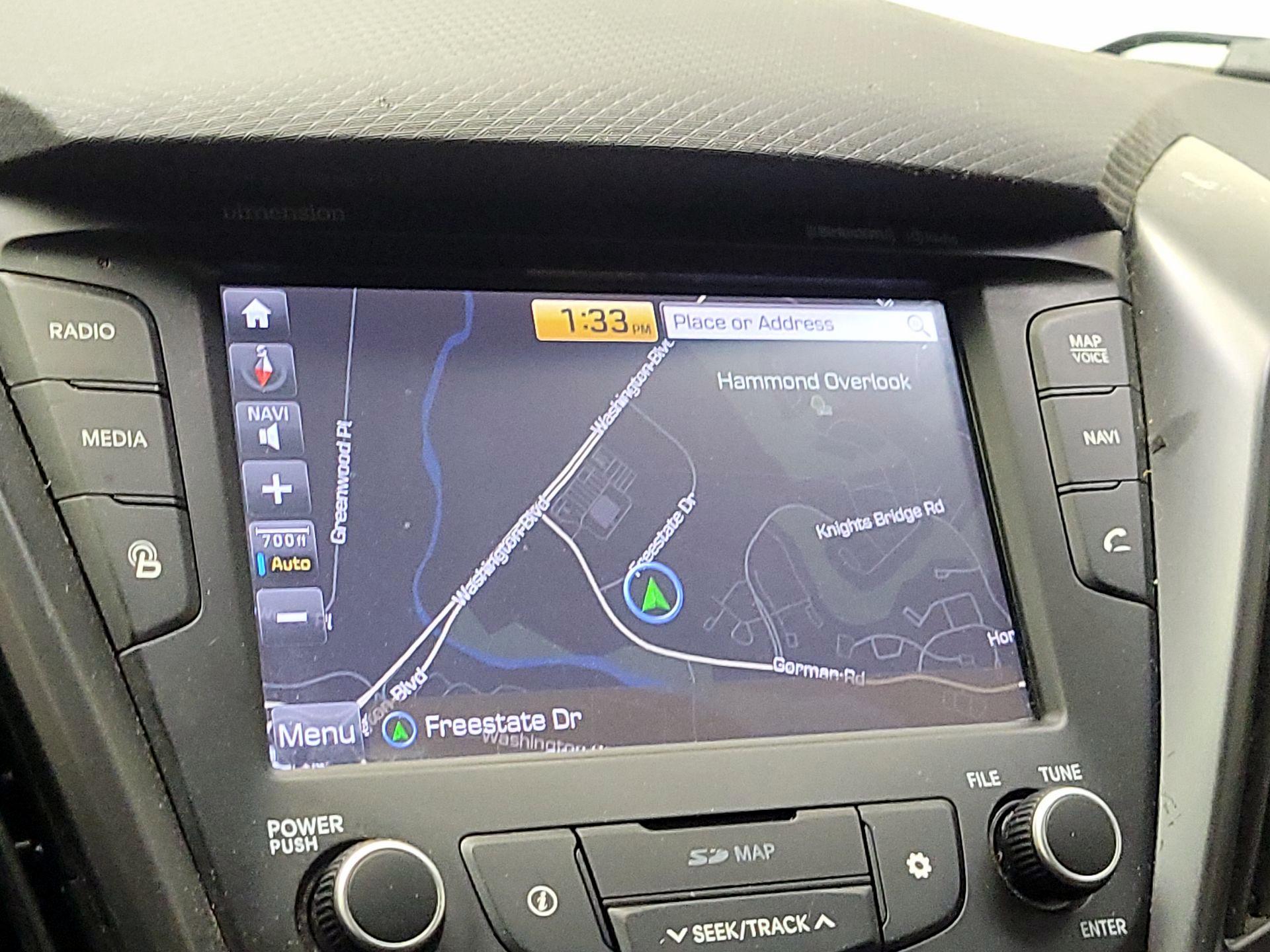 Thumbnail: 2016 Hyundai Veloster - 14