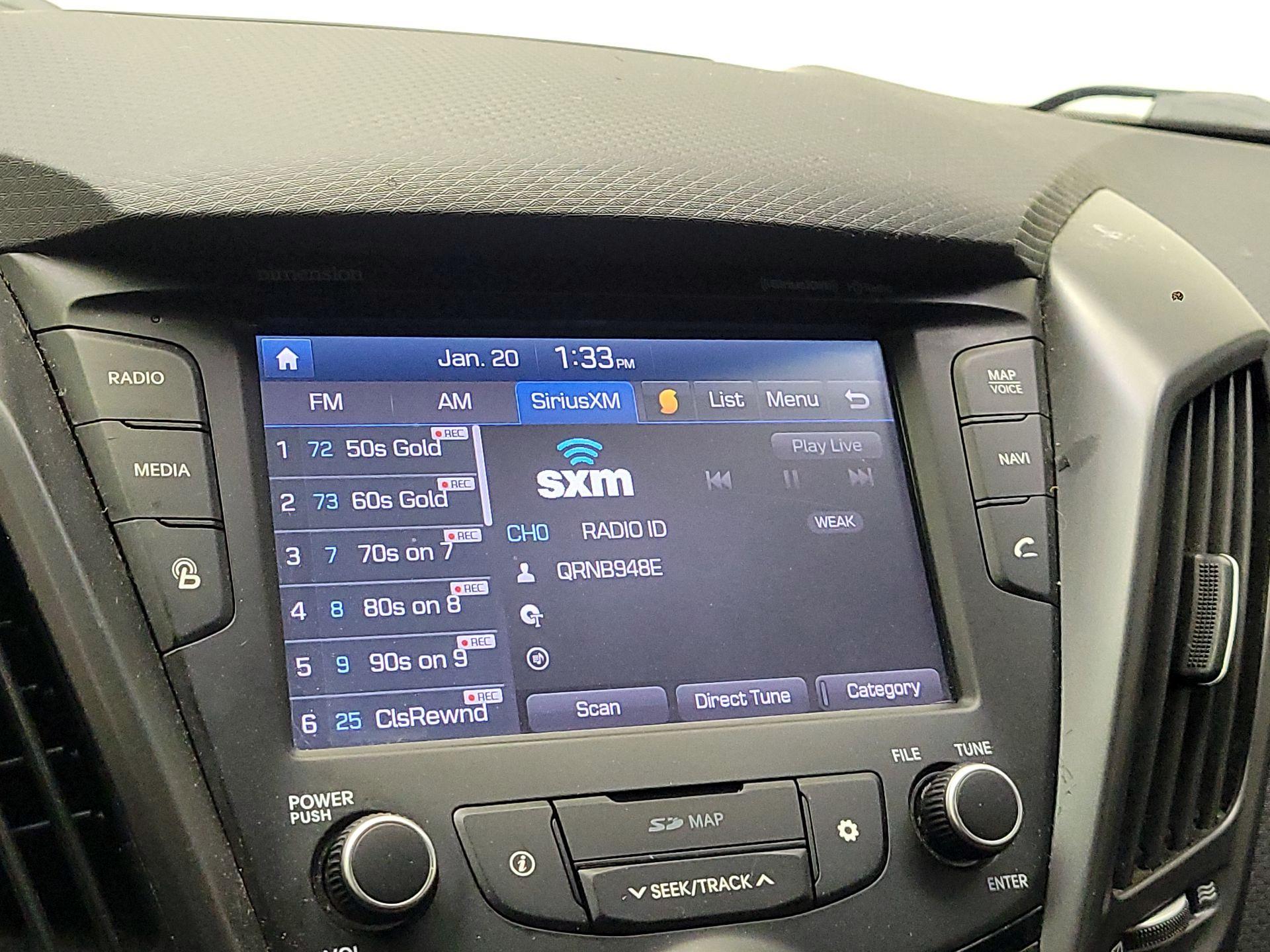 Thumbnail: 2016 Hyundai Veloster - 16