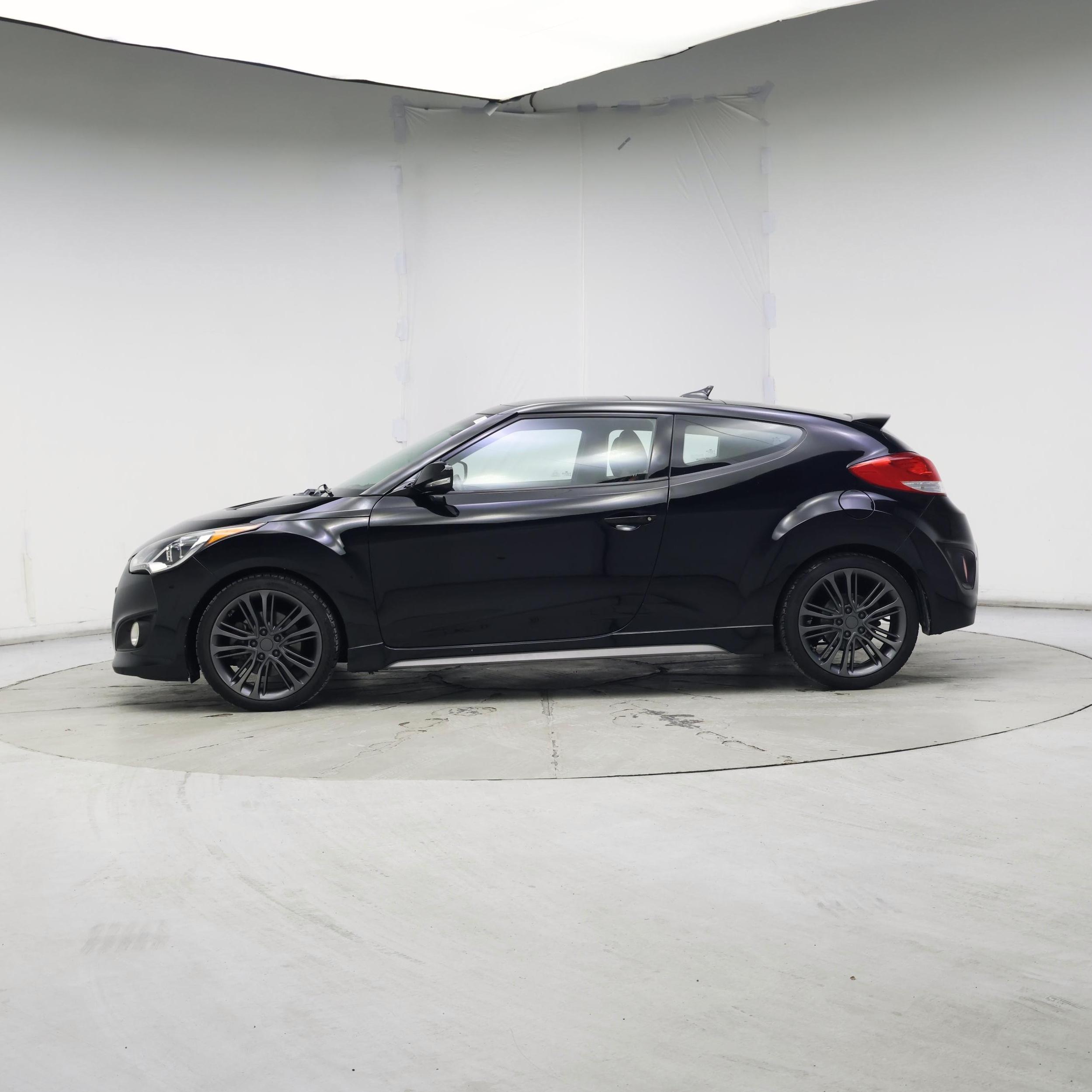 Thumbnail: 2016 Hyundai Veloster - 3