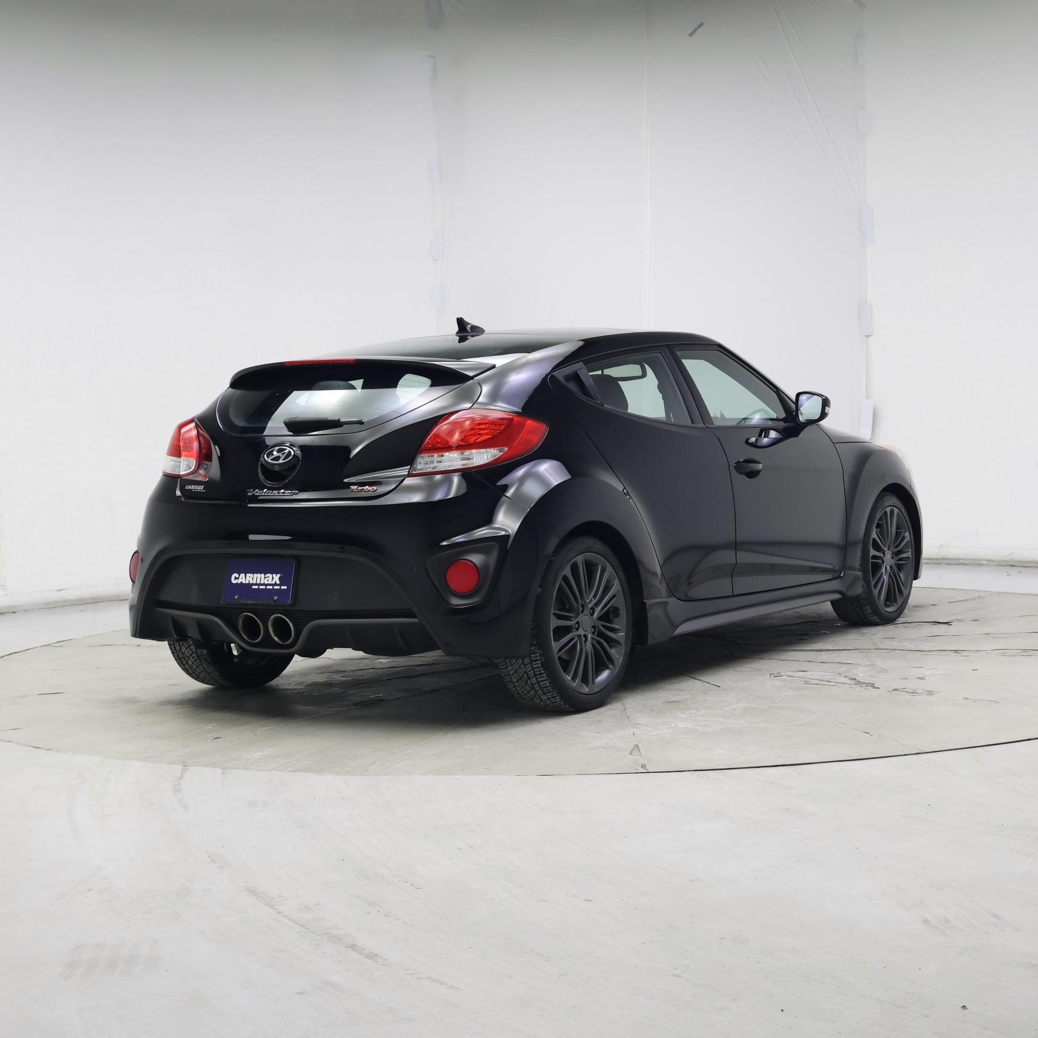 Thumbnail: 2016 Hyundai Veloster - 8