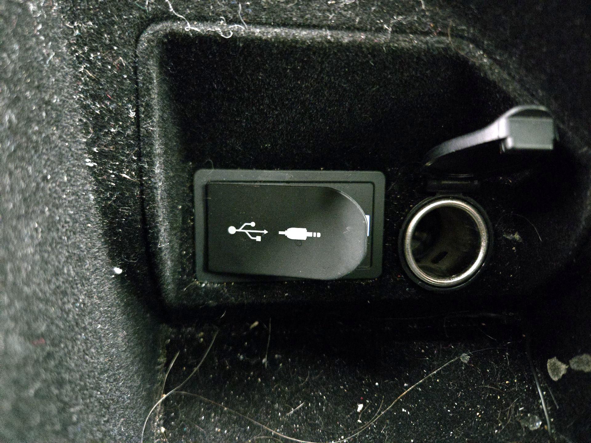 Thumbnail: 2015 Lexus RC - 19