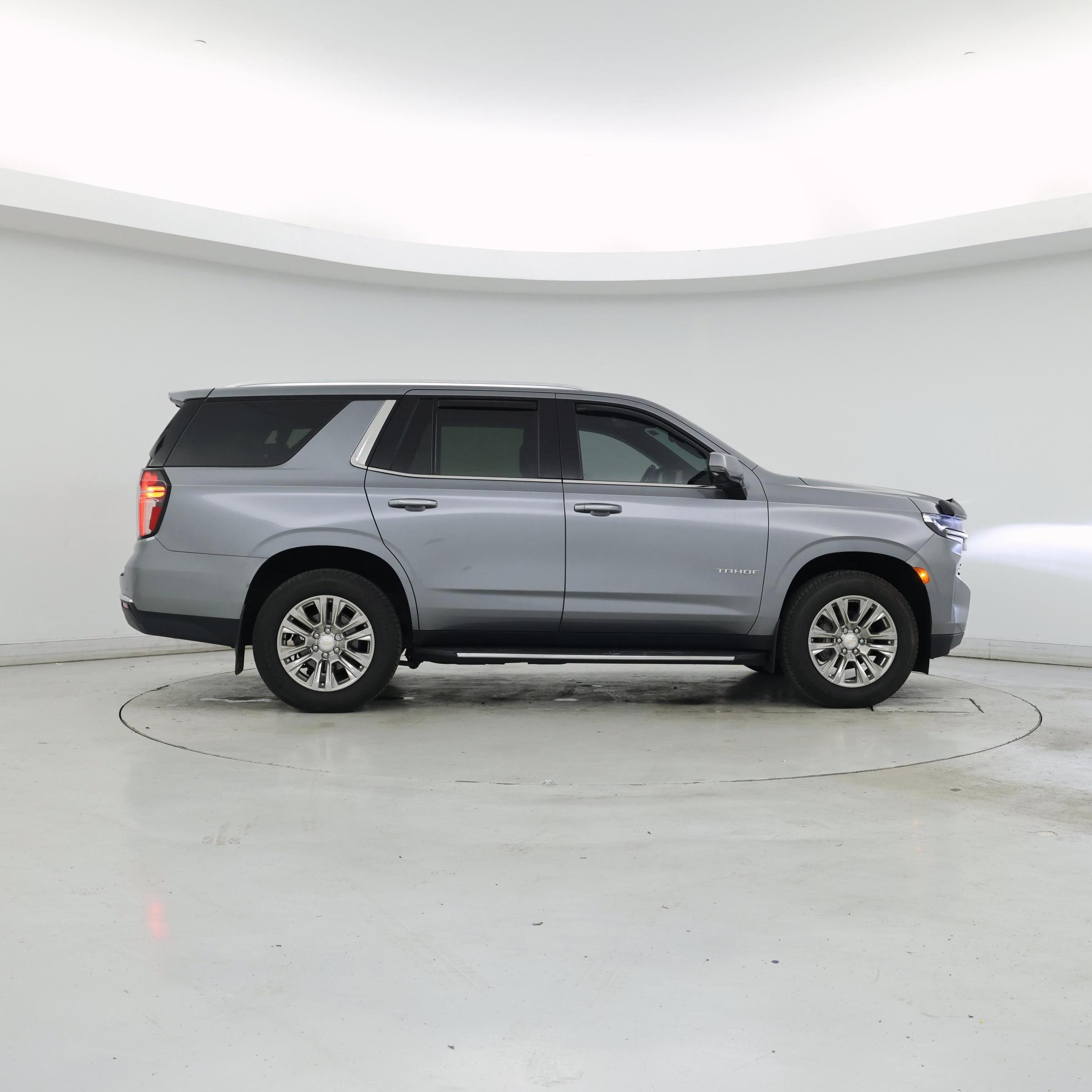 Thumbnail: 2022 Chevrolet Tahoe - 7