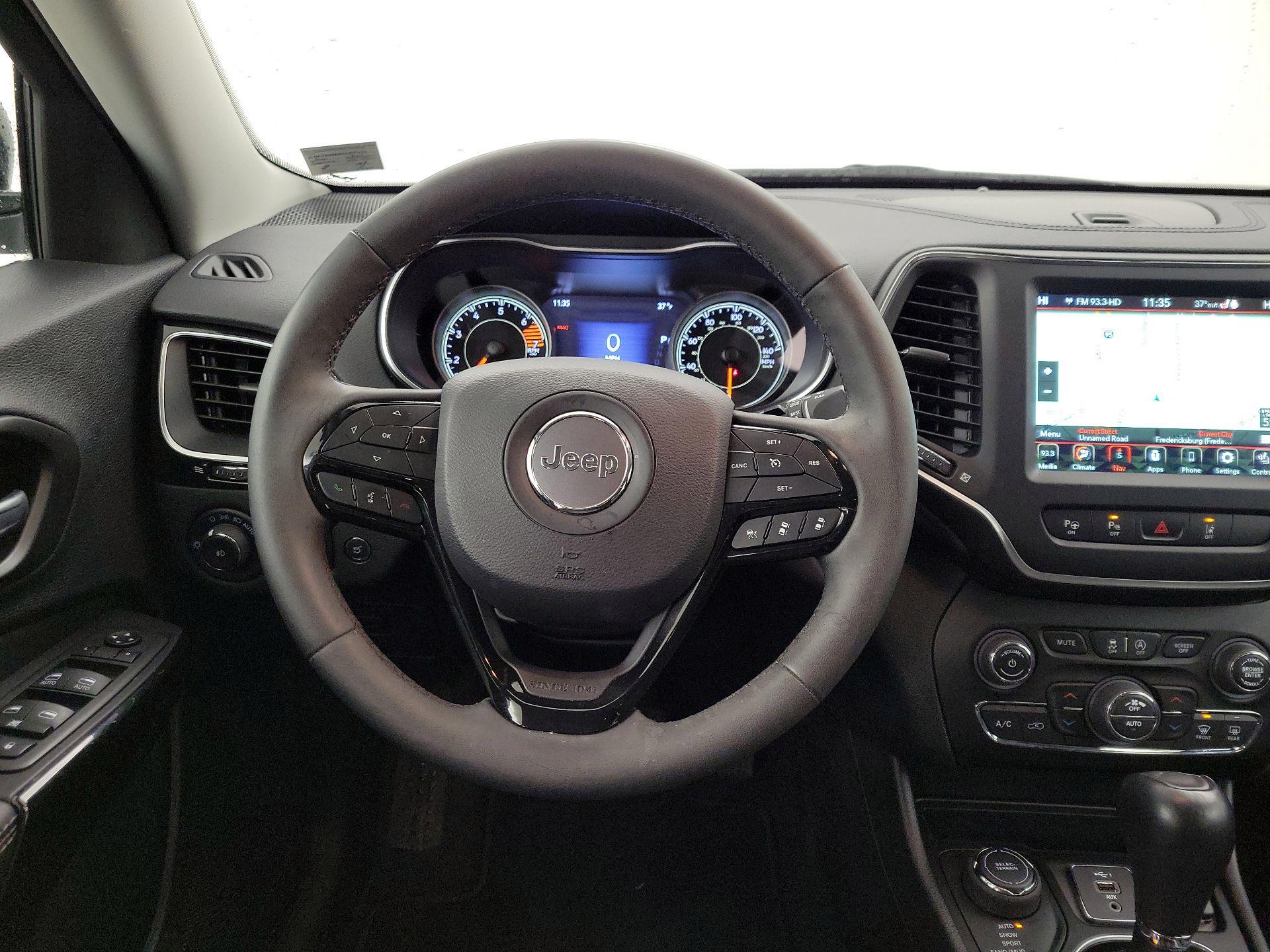 Thumbnail: 2023 Jeep Cherokee - 10