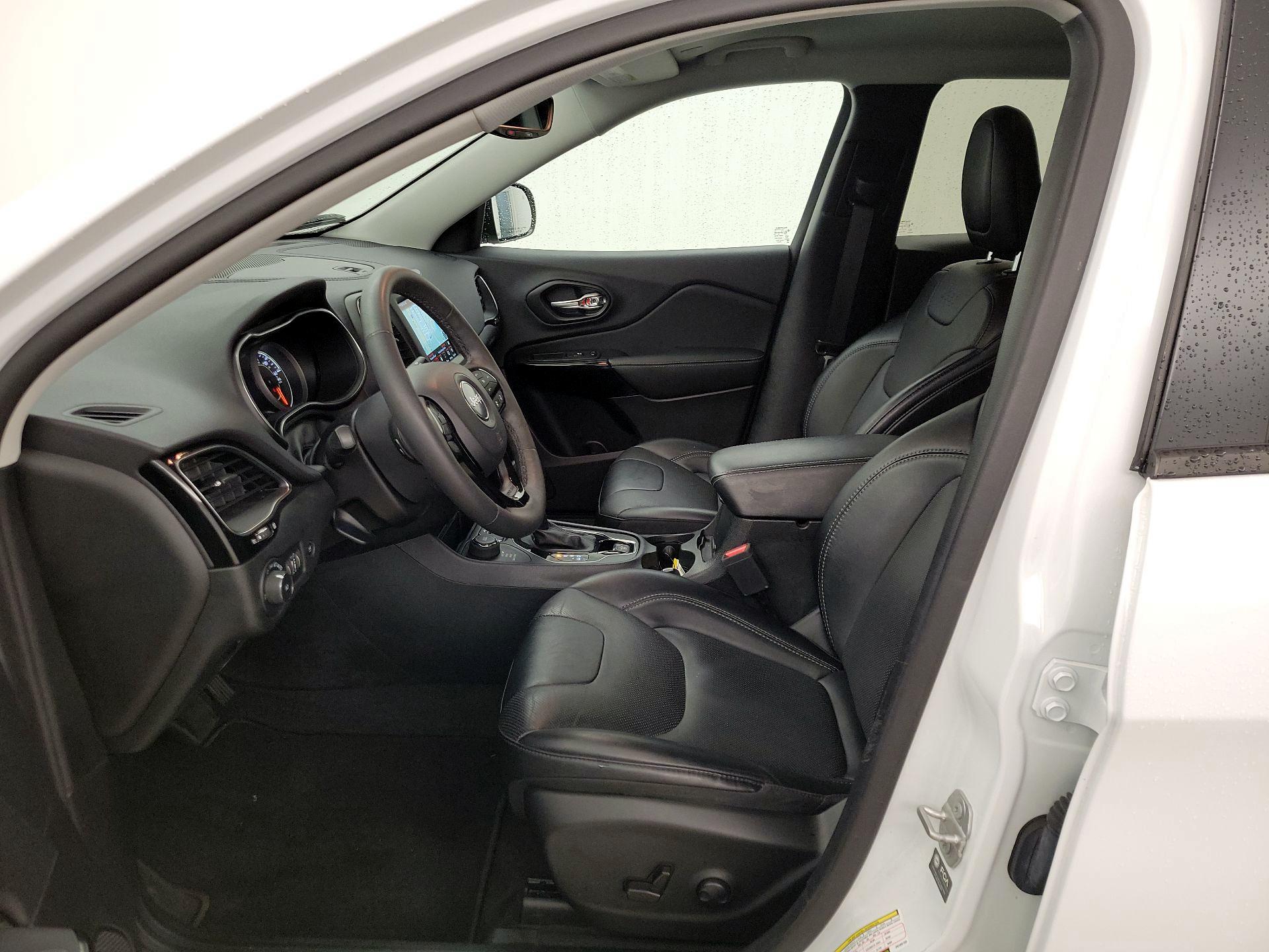 Thumbnail: 2023 Jeep Cherokee - 11