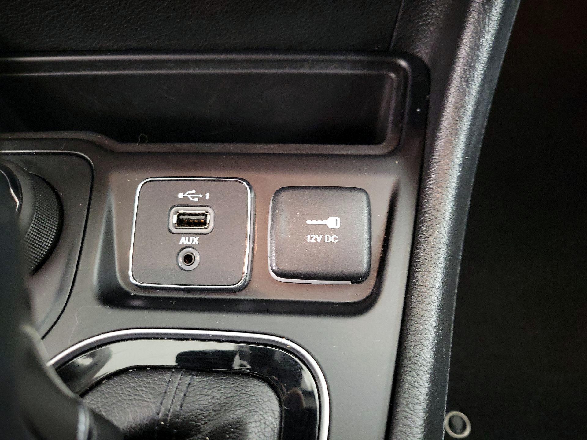 Thumbnail: 2023 Jeep Cherokee - 19