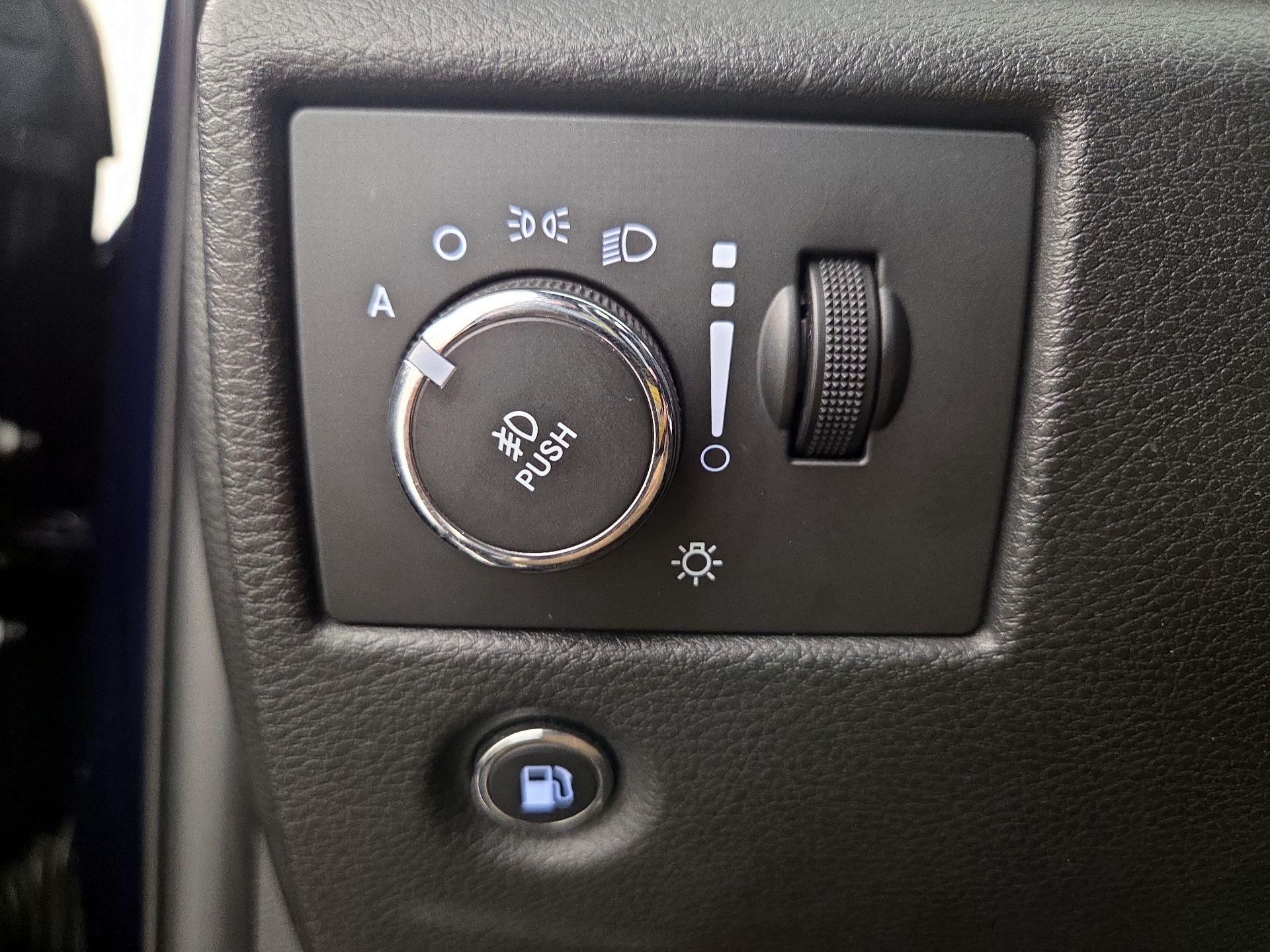 Thumbnail: 2014 Jeep Grand Cherokee - 13