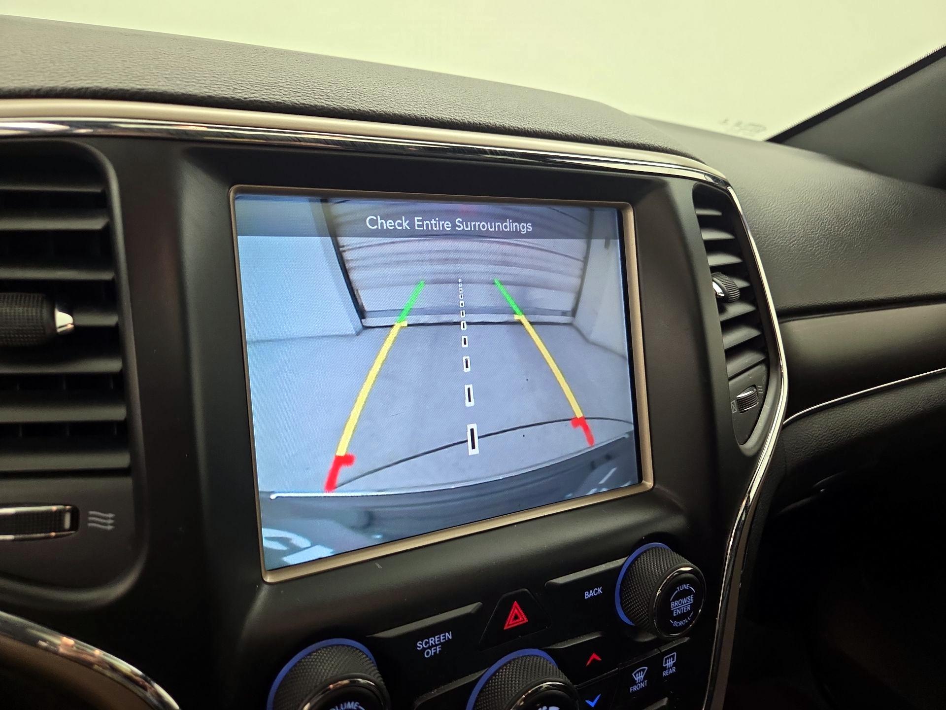 Thumbnail: 2014 Jeep Grand Cherokee - 15