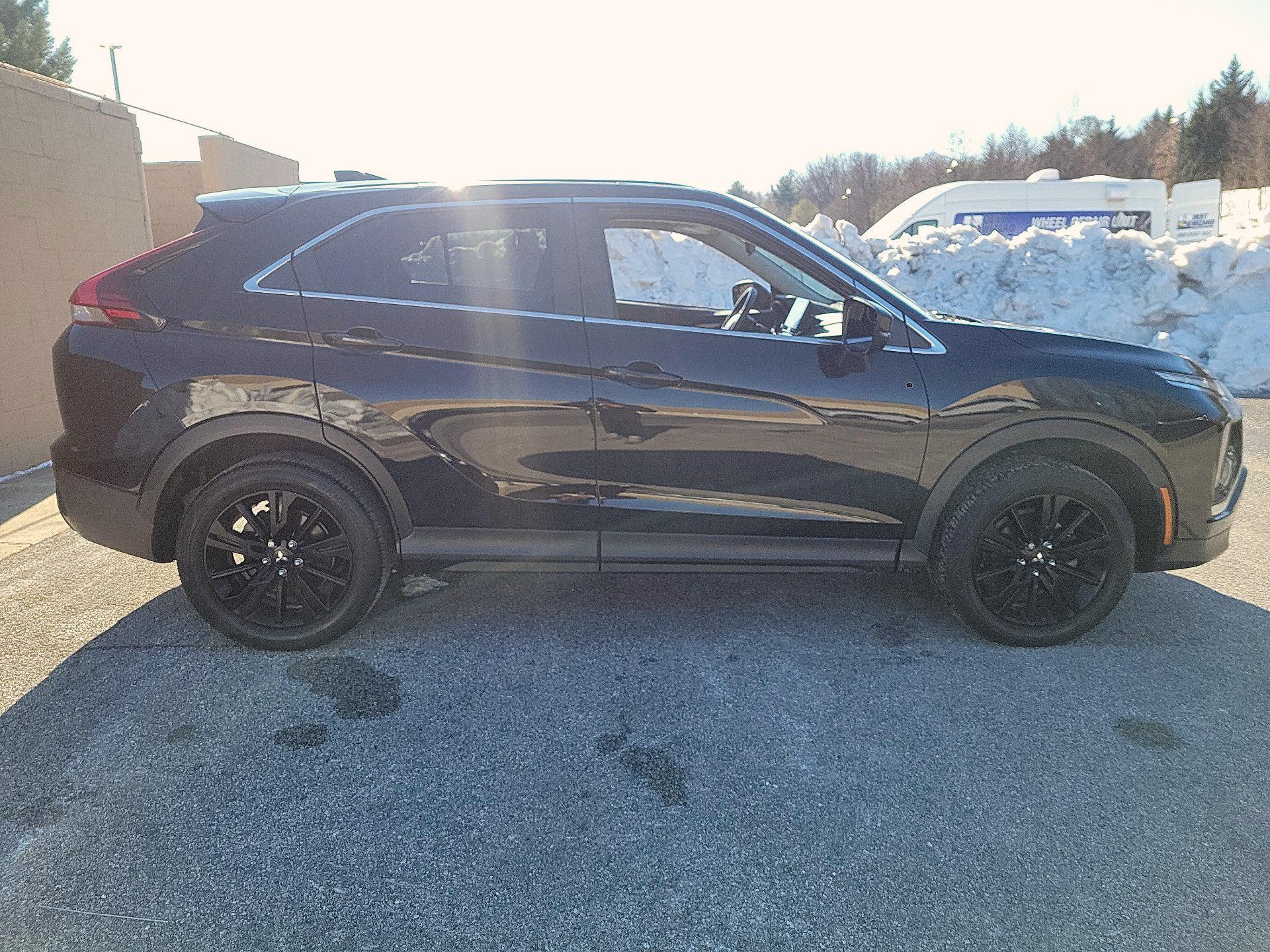 Thumbnail: 2024 Mitsubishi Eclipse Cross - 4