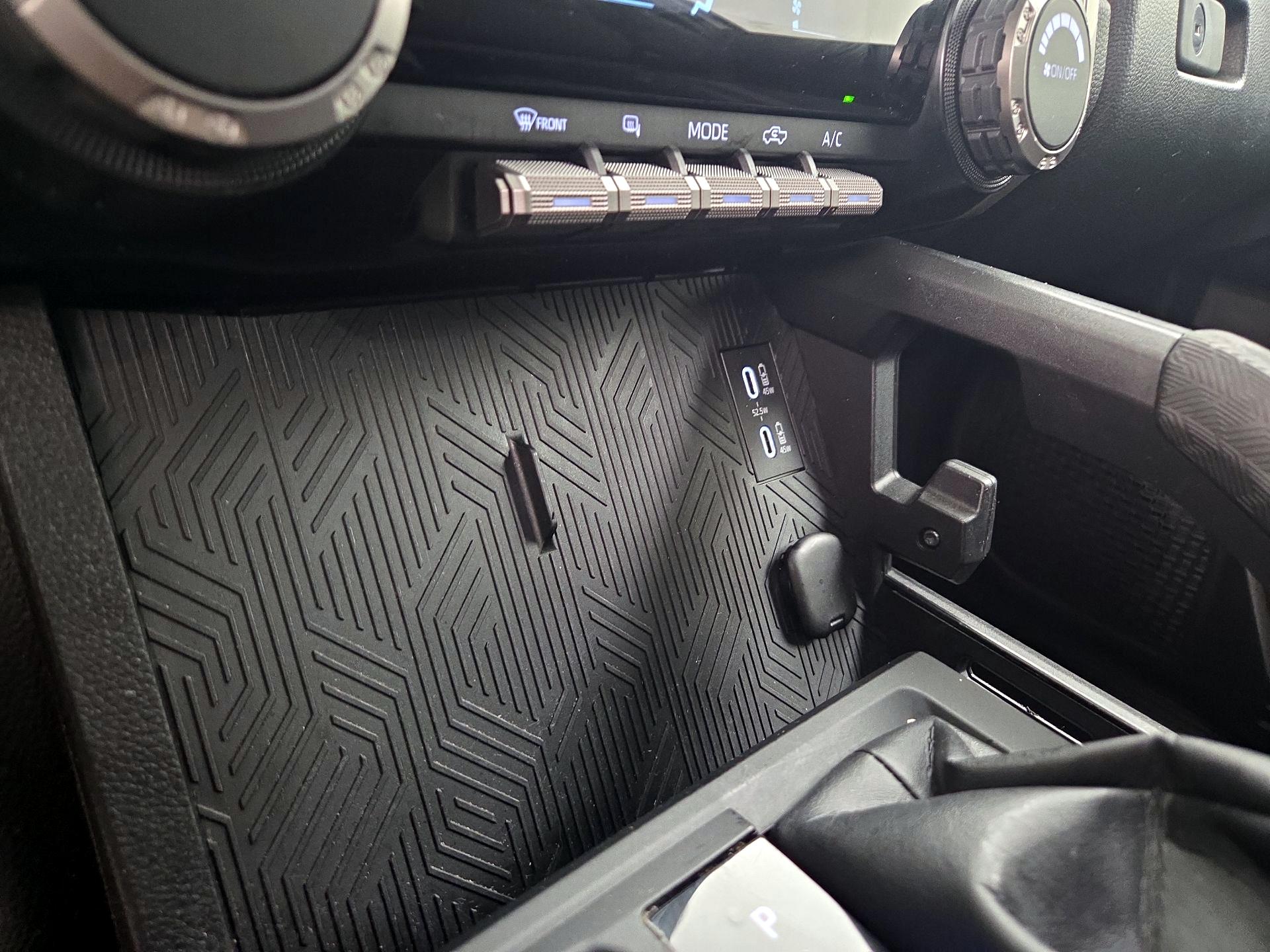 Thumbnail: 2024 Toyota Tacoma - 18