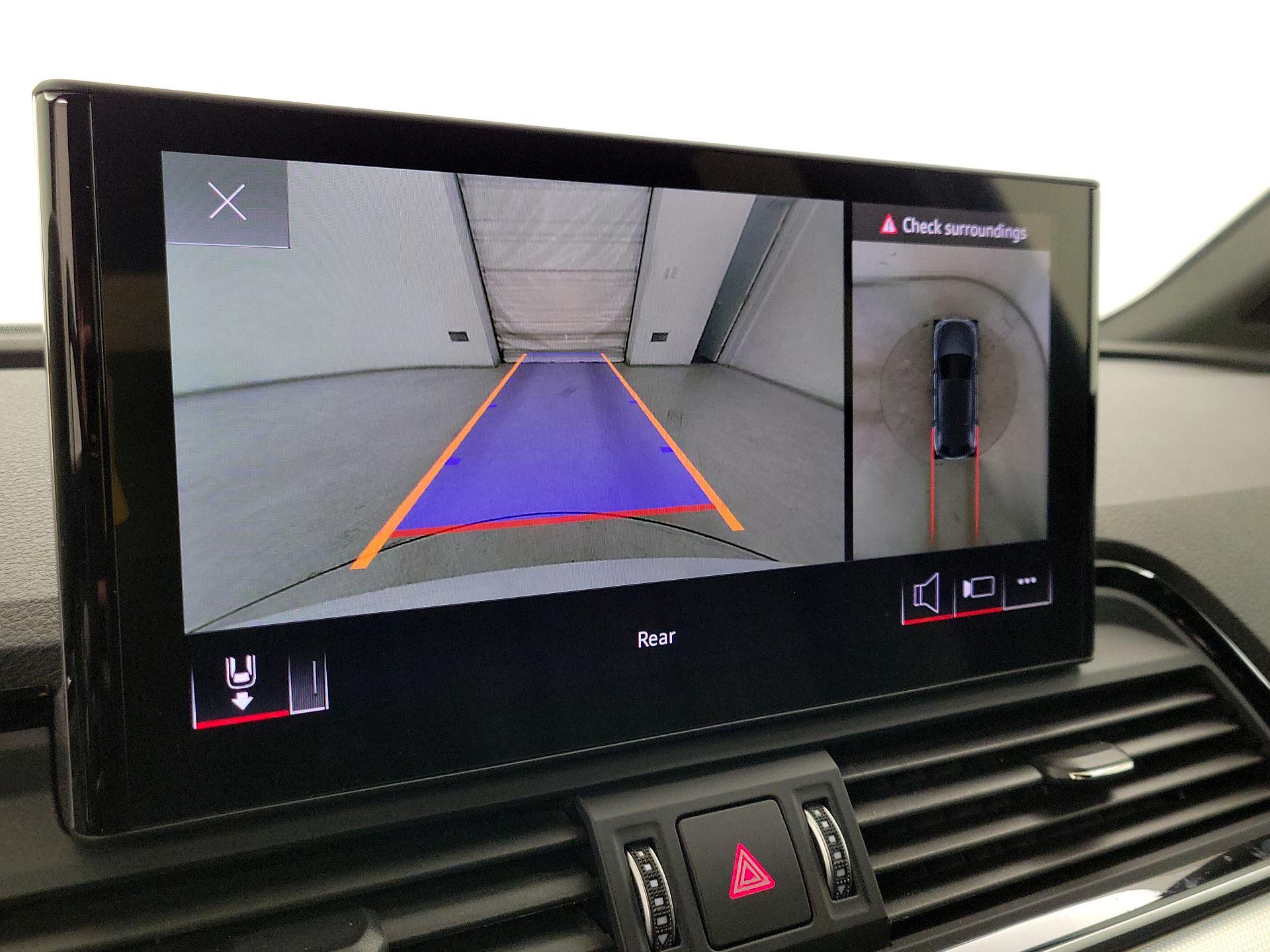 Thumbnail: 2025 Audi Q5 - 15