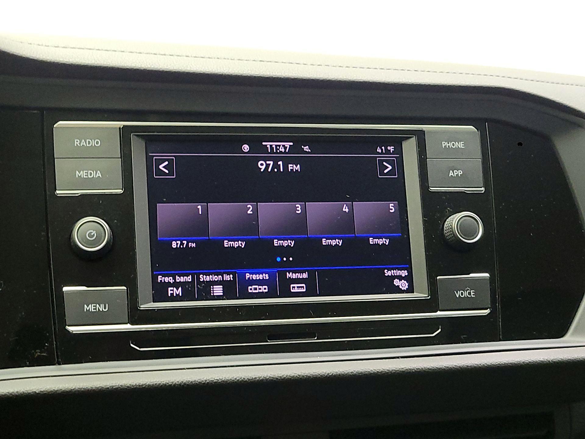 Thumbnail: 2024 Volkswagen Jetta - 13