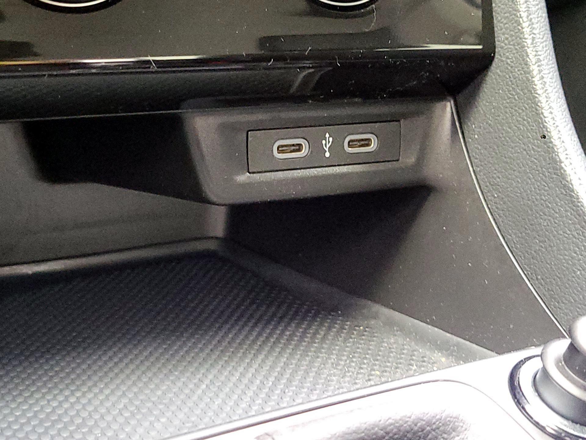 Thumbnail: 2024 Volkswagen Jetta - 16