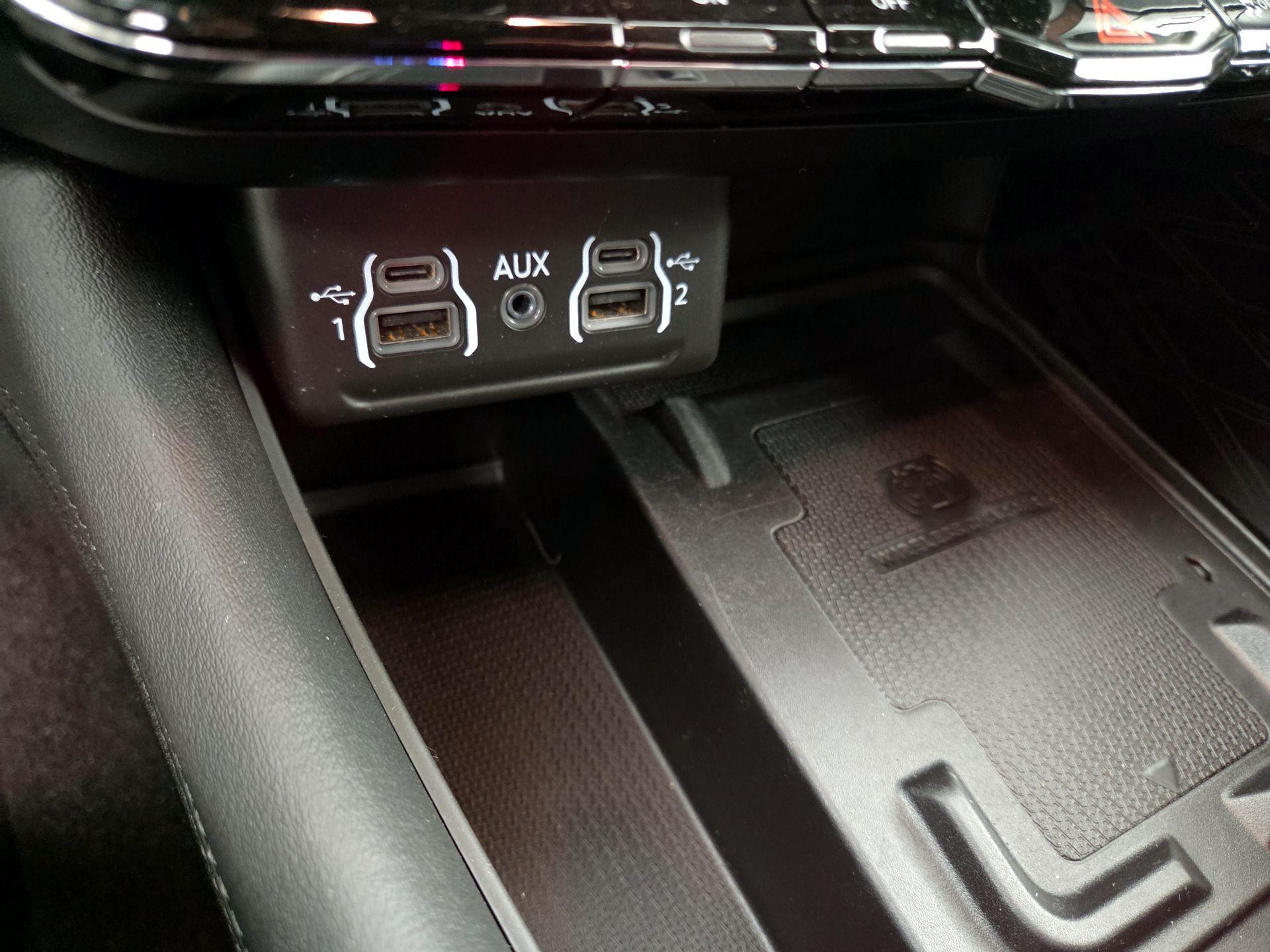 Thumbnail: 2021 Dodge Durango - 18