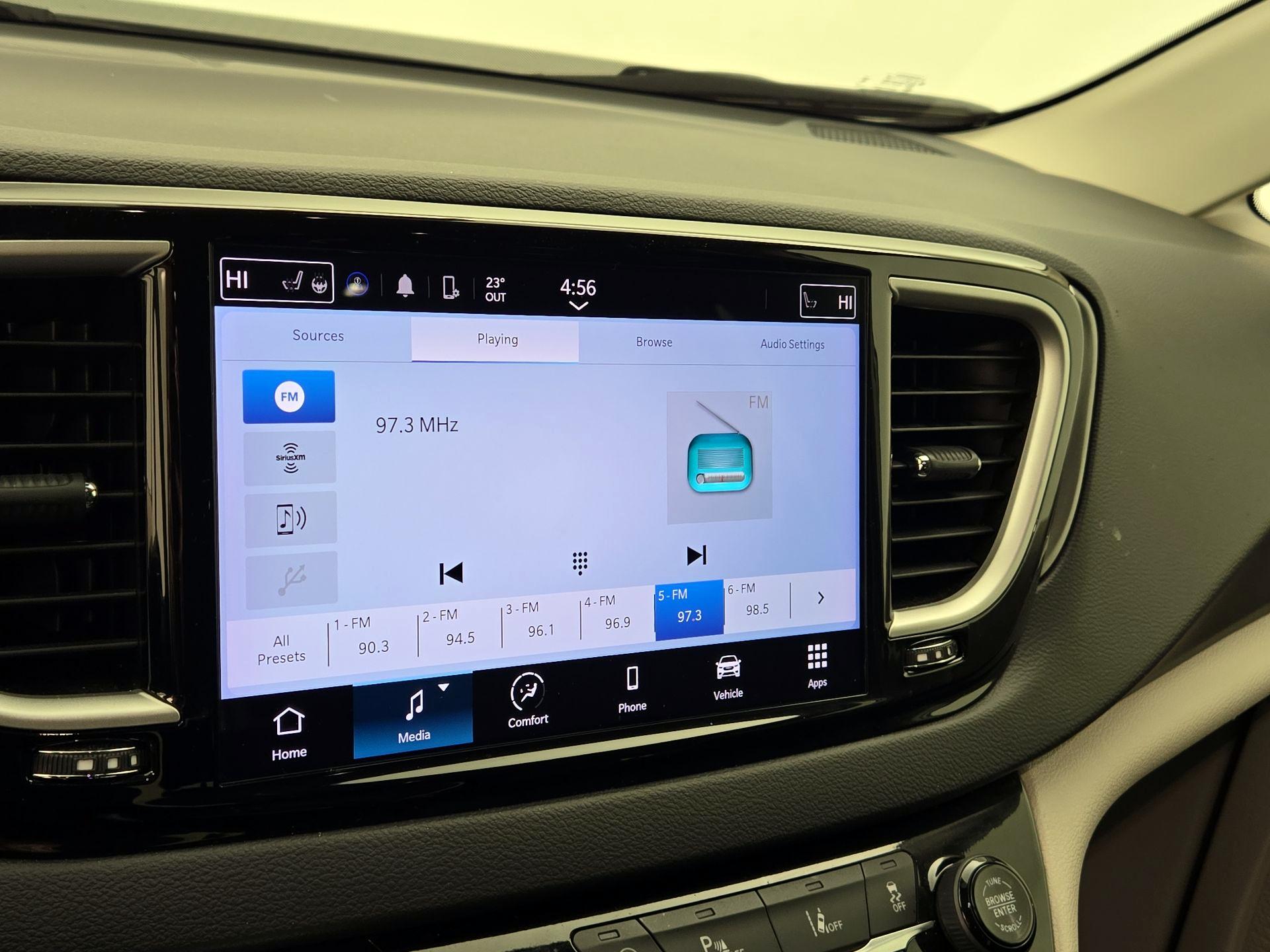 Thumbnail: 2024 Chrysler Pacifica - 15