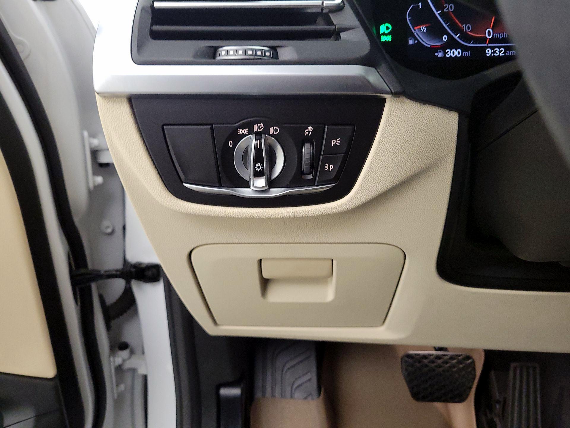 Thumbnail: 2022 BMW X3 - 13