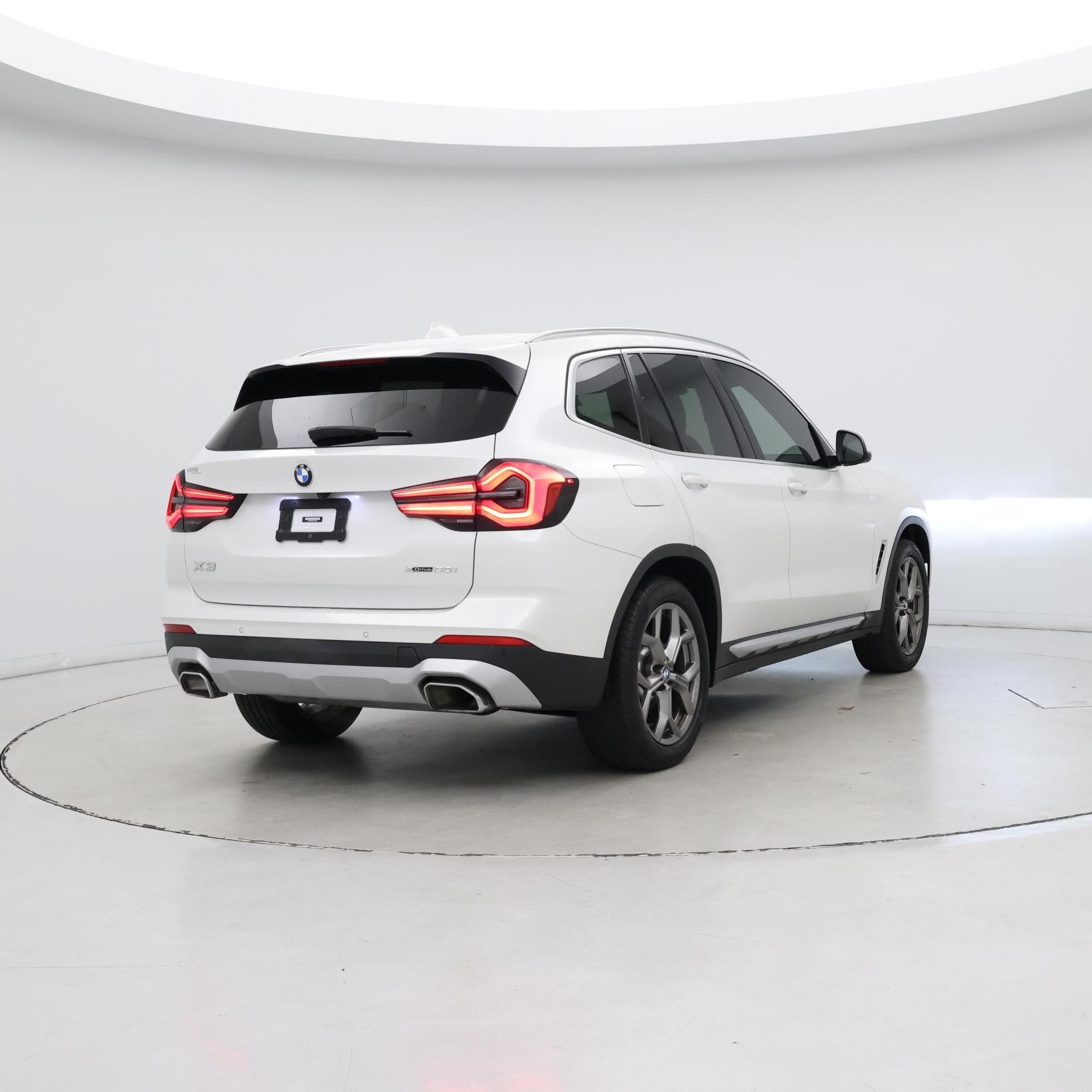 Thumbnail: 2022 BMW X3 - 8