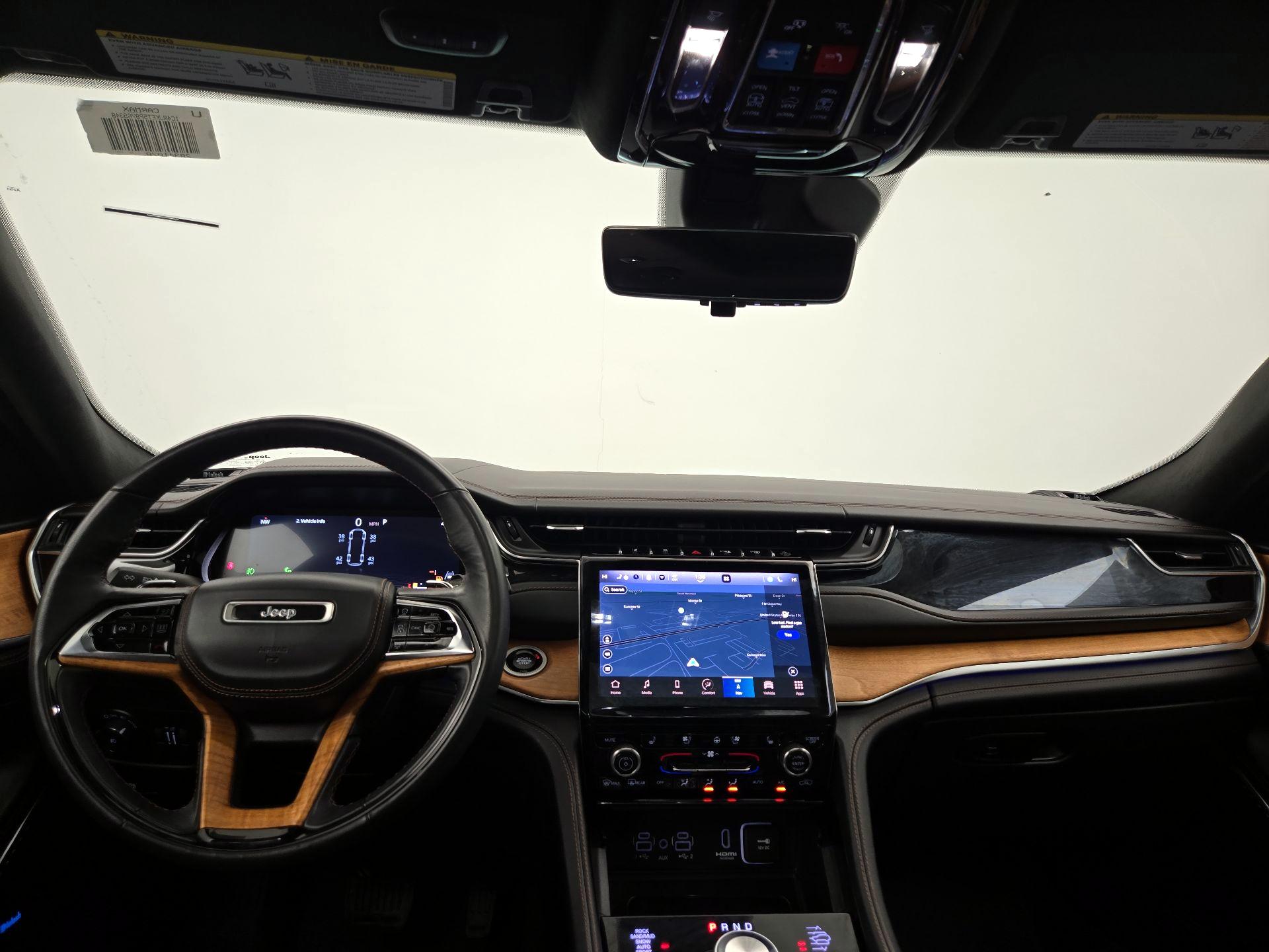 Thumbnail: 2023 Jeep Grand Cherokee L - 9