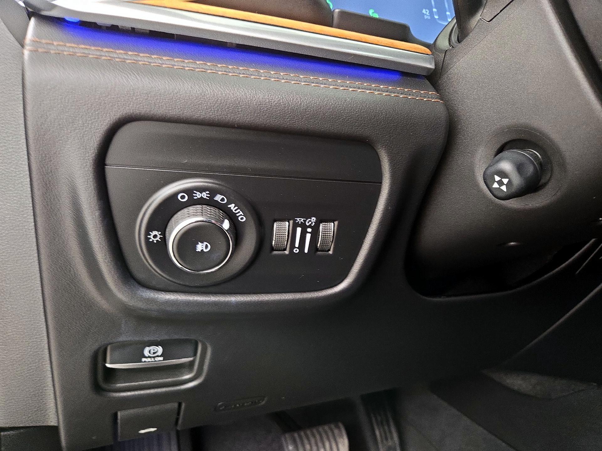 Thumbnail: 2023 Jeep Grand Cherokee L - 13