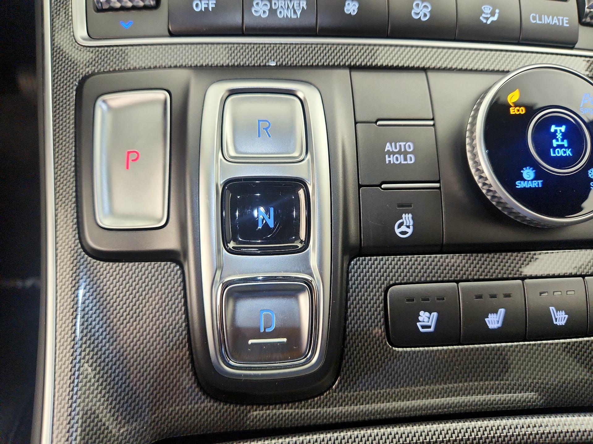 Thumbnail: 2023 Hyundai Santa Fe - 17