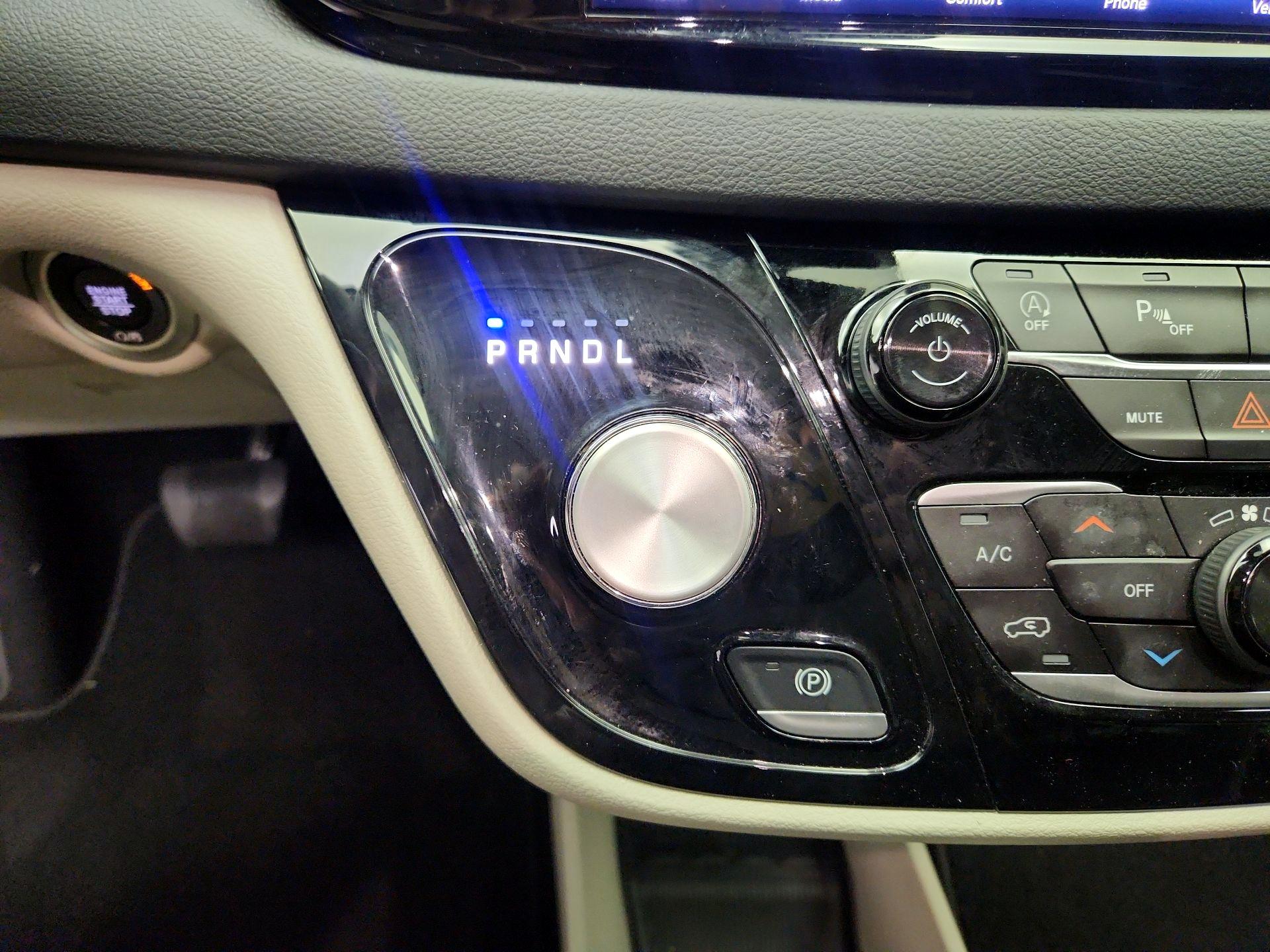 Thumbnail: 2024 Chrysler Pacifica - 17