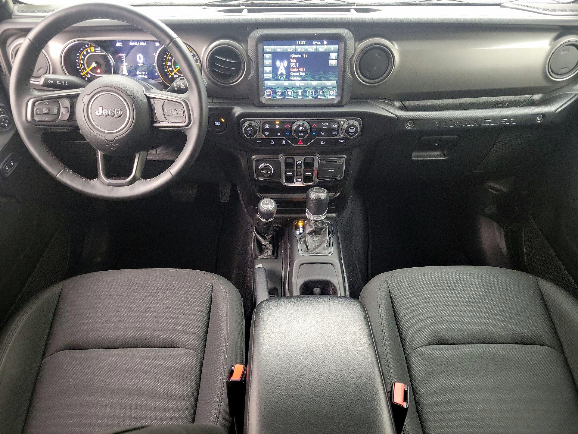 Thumbnail: 2022 Jeep Wrangler - 9