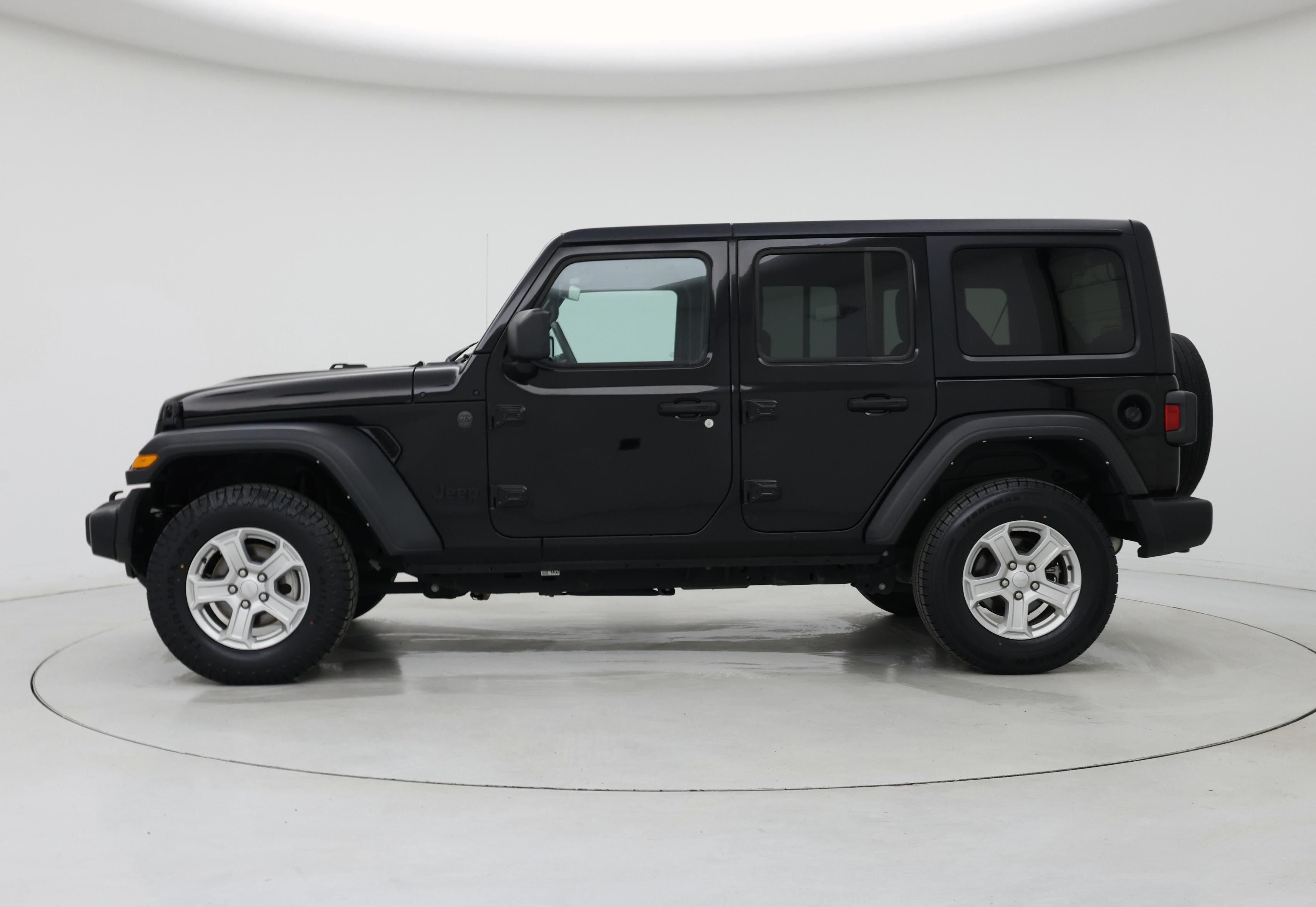 Thumbnail: 2022 Jeep Wrangler - 3