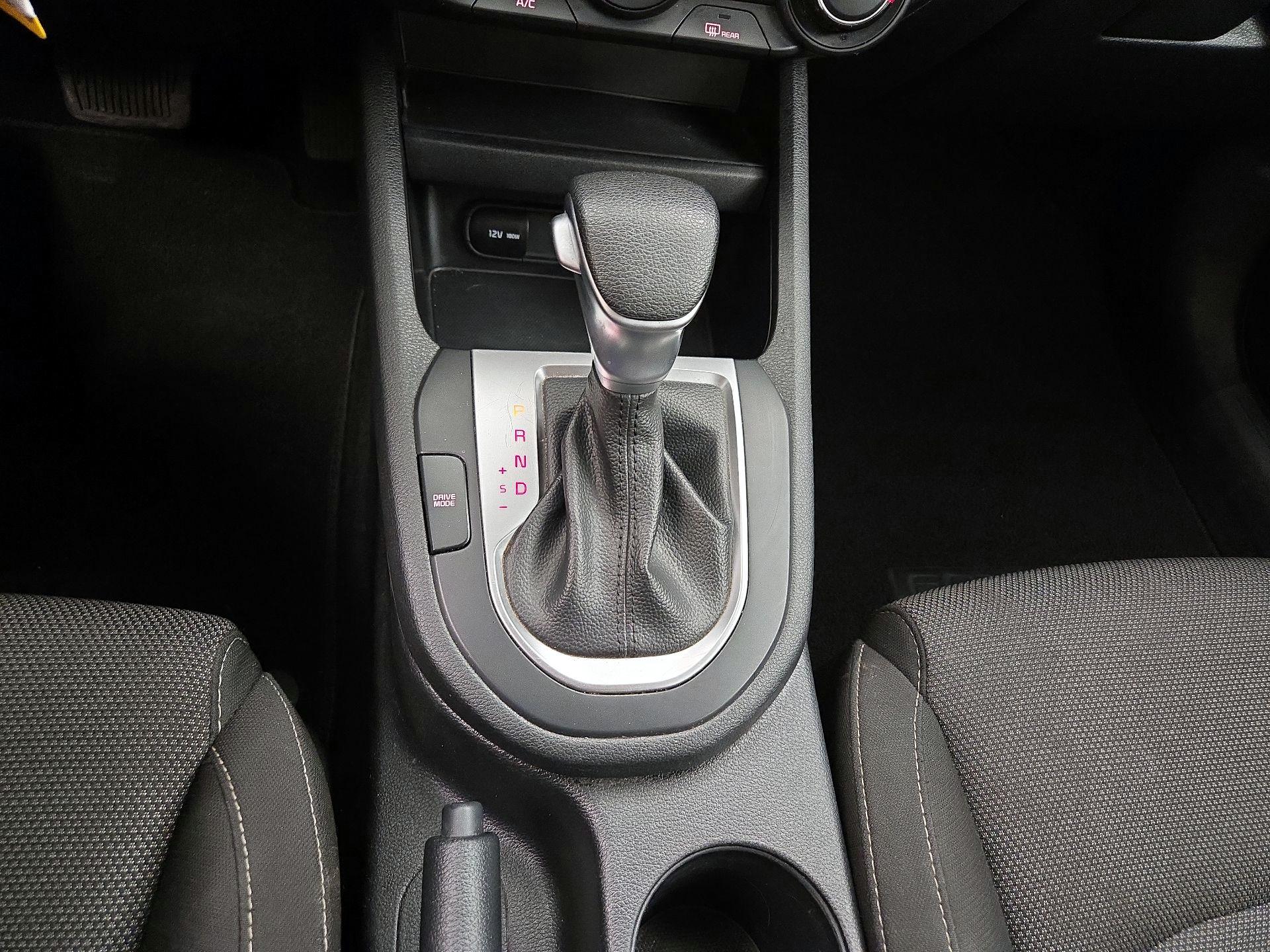 Thumbnail: 2023 Kia Forte - 17