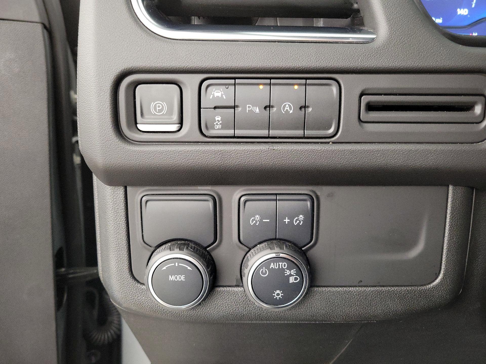 Thumbnail: 2023 Chevrolet Tahoe - 13