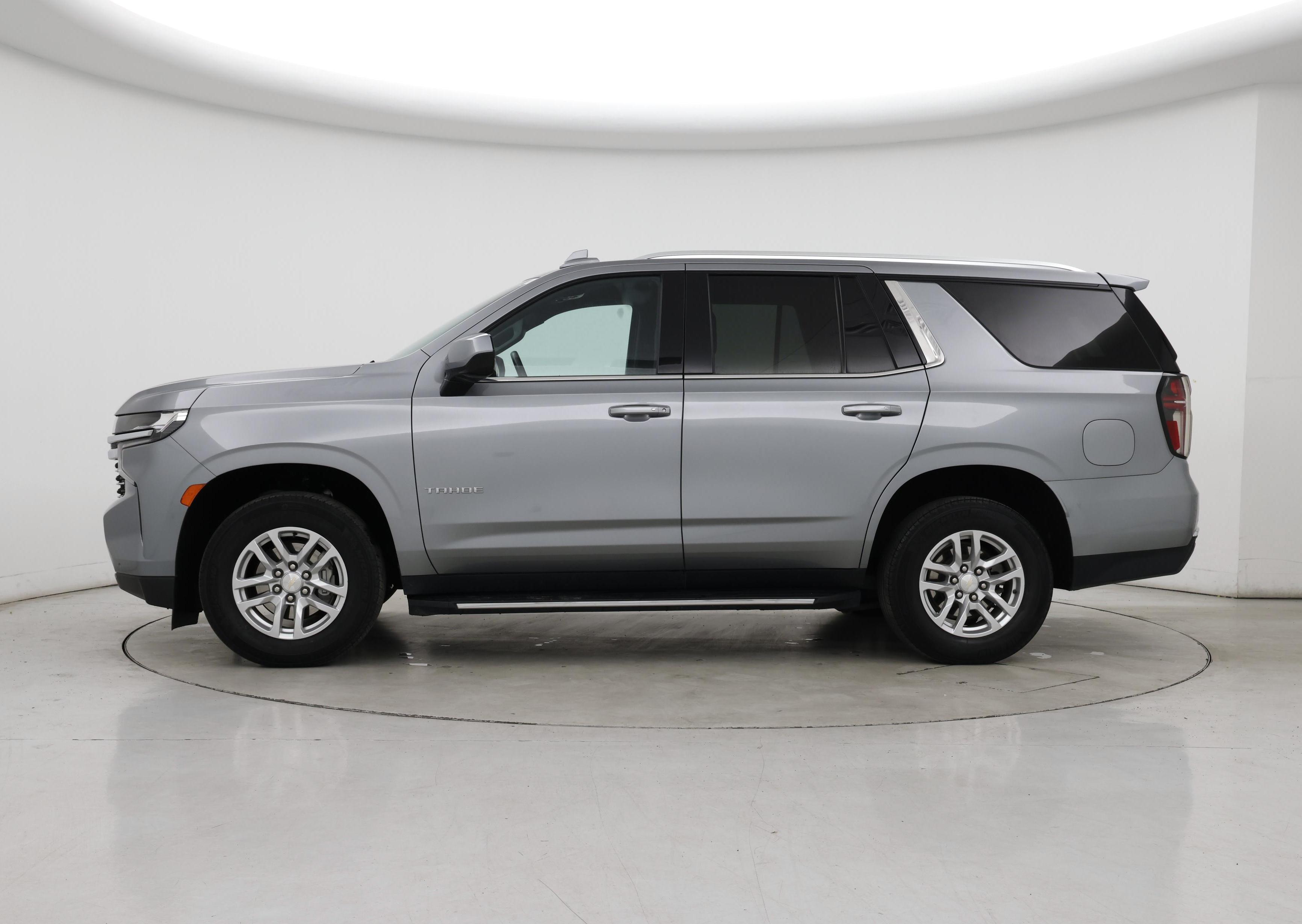 Thumbnail: 2023 Chevrolet Tahoe - 3