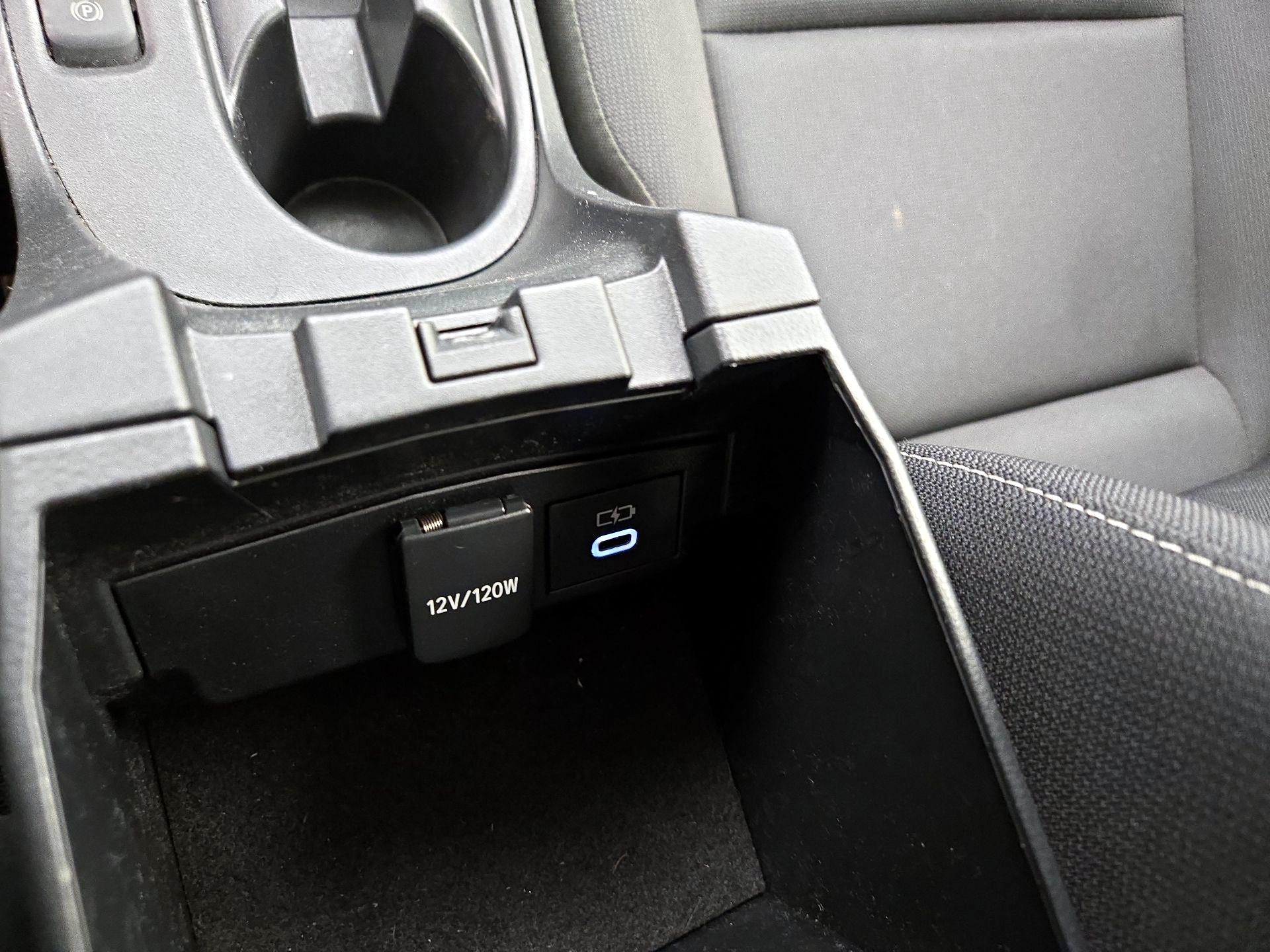 Thumbnail: 2023 Toyota Corolla - 18