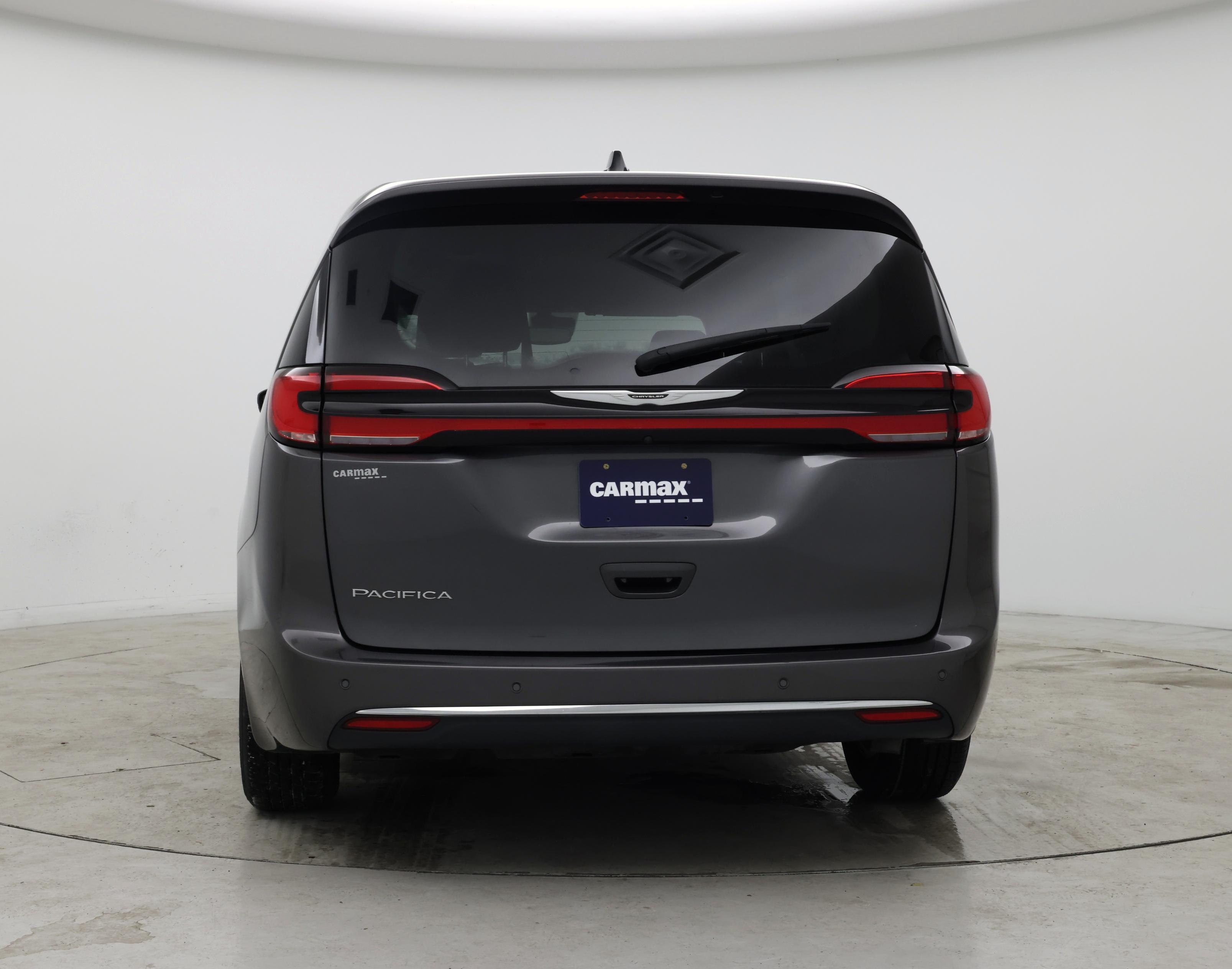 Thumbnail: 2023 Chrysler Pacifica - 6