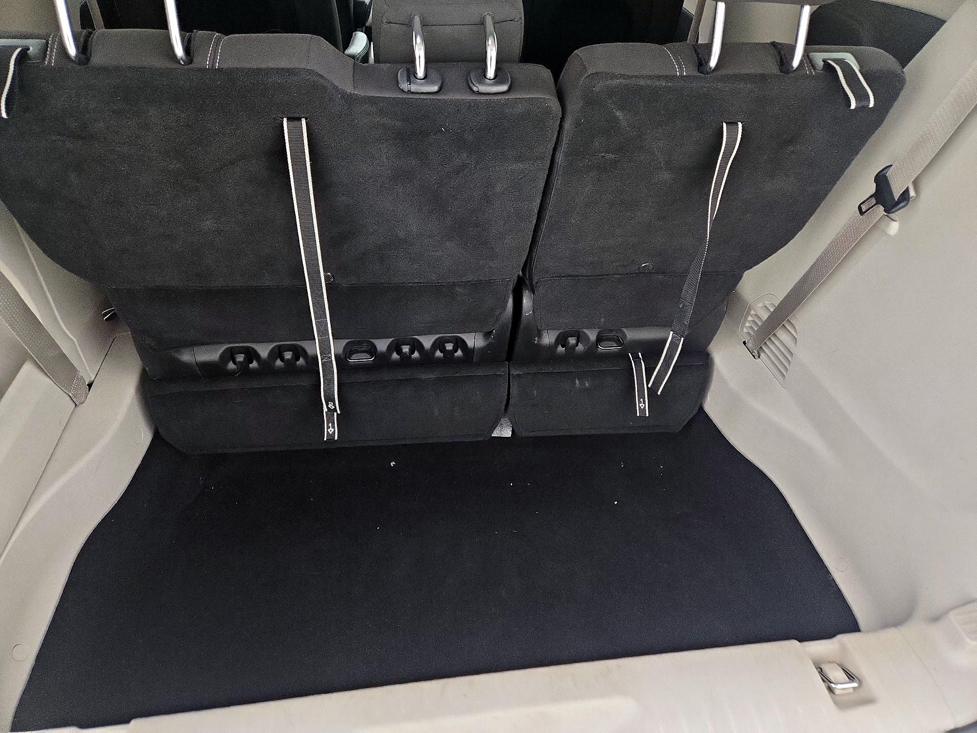 Thumbnail: 2024 Chrysler Voyager - 20