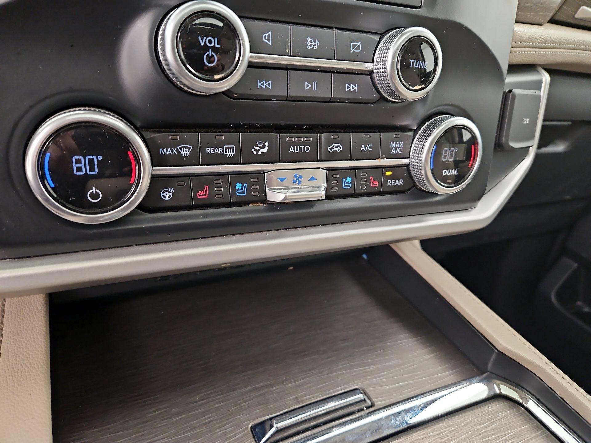 Thumbnail: 2024 Ford Expedition - 16