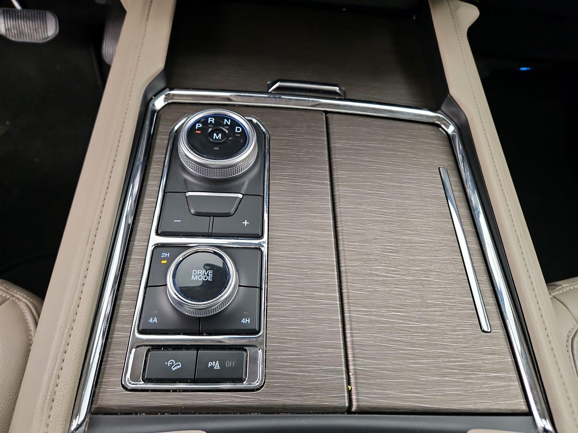 Thumbnail: 2024 Ford Expedition - 17