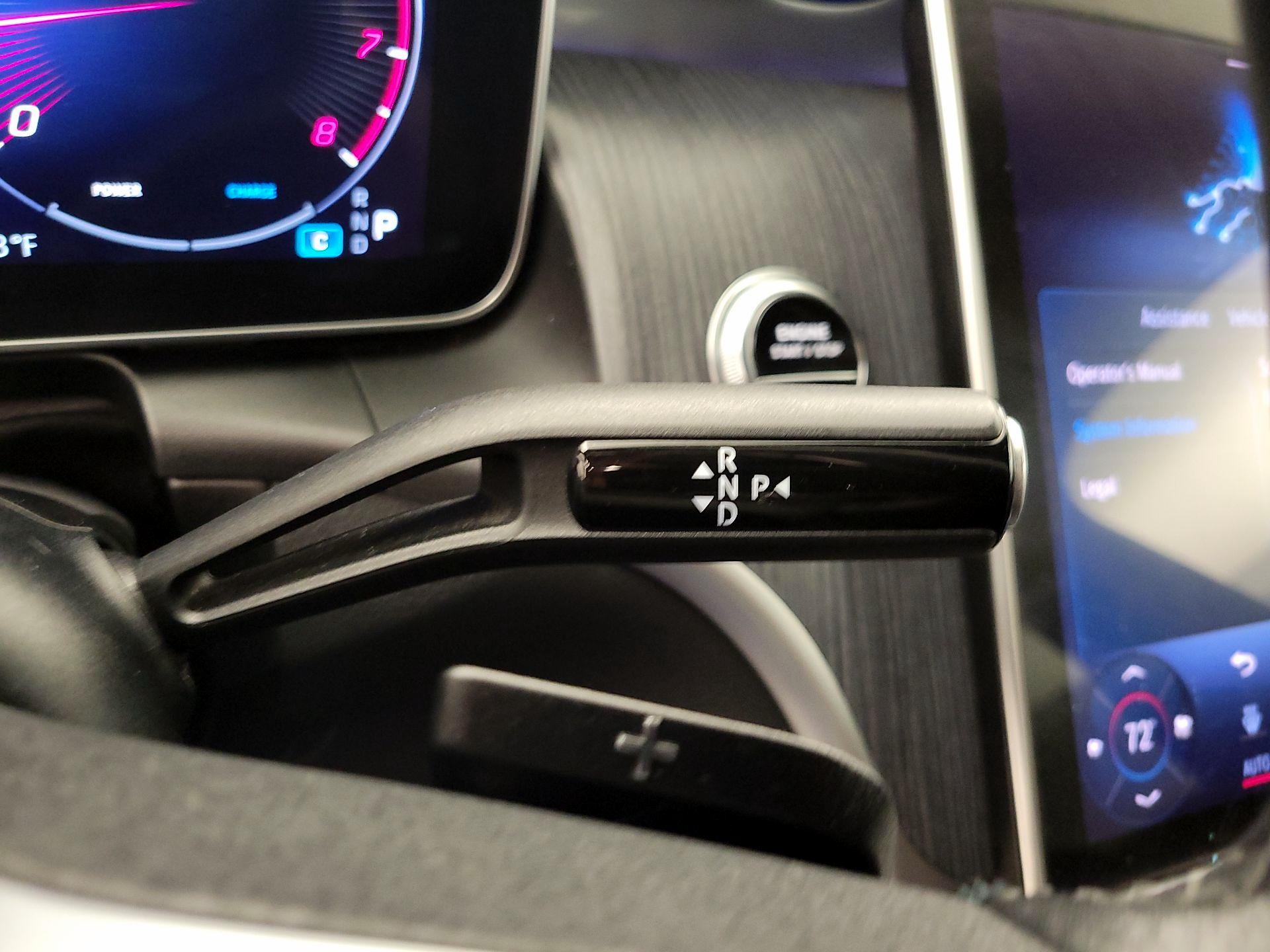 Thumbnail: 2024 Mercedes-Benz GLC - 17