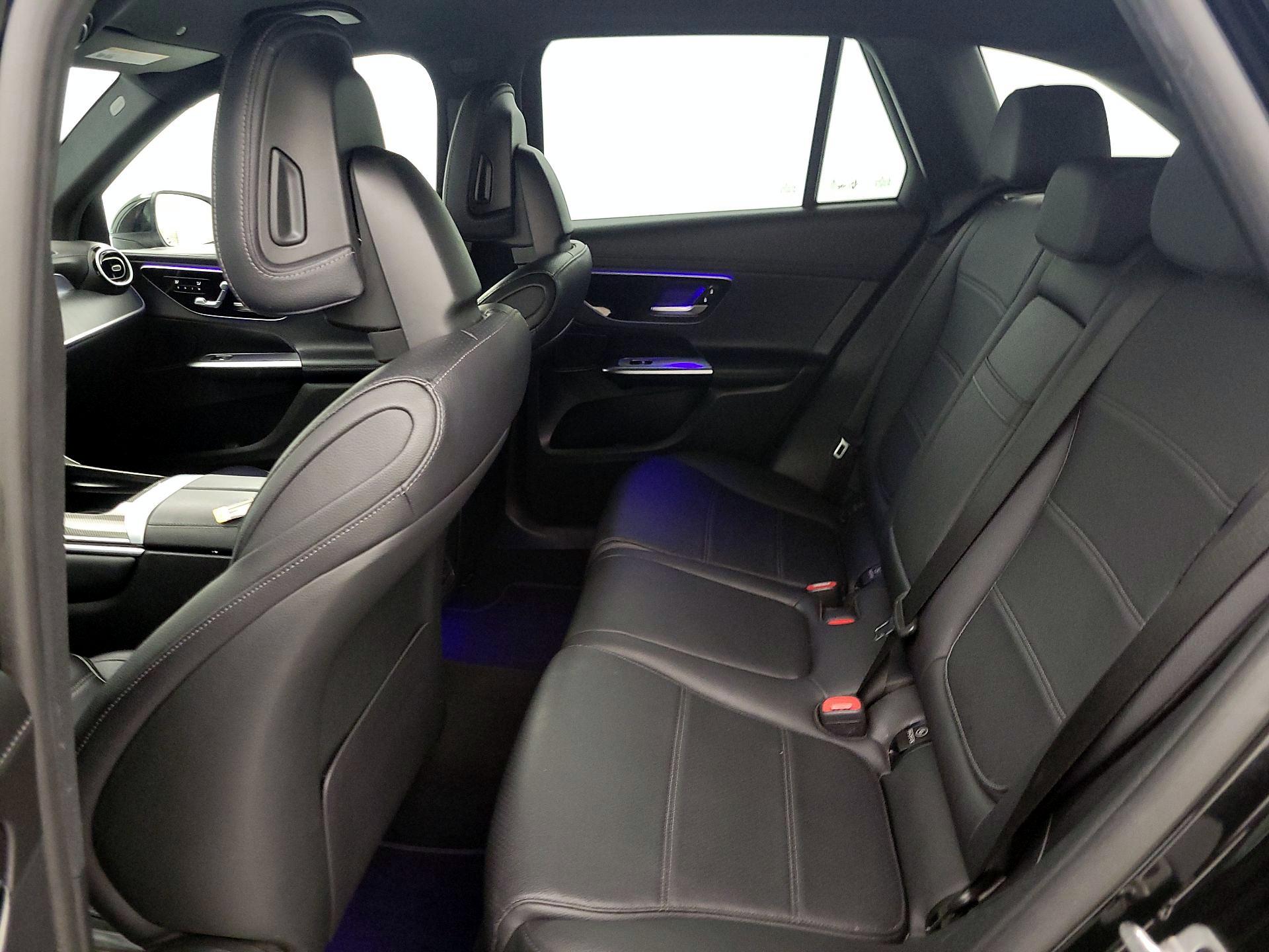 Thumbnail: 2024 Mercedes-Benz GLC - 19