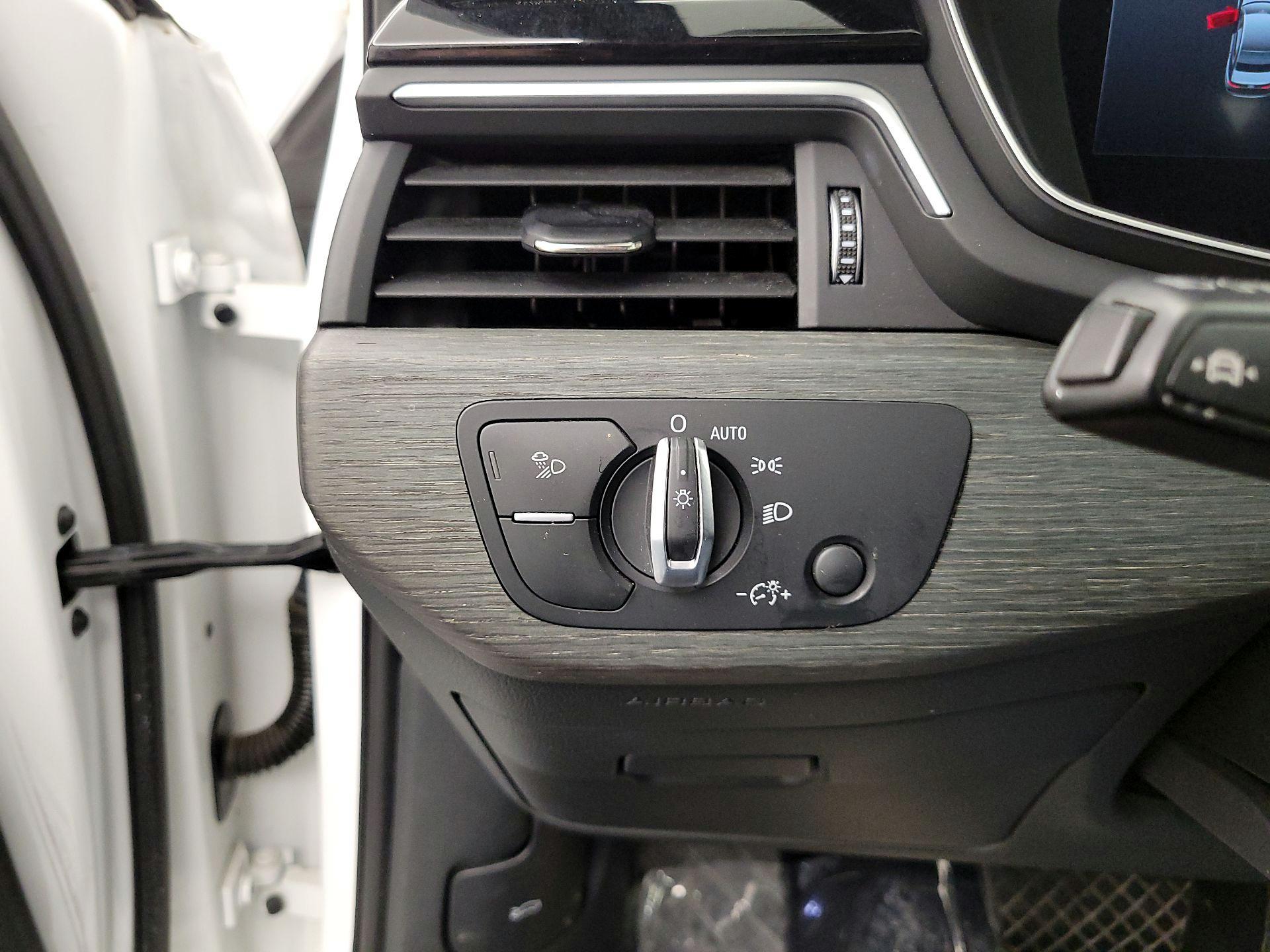 Thumbnail: 2023 Audi A4 - 13