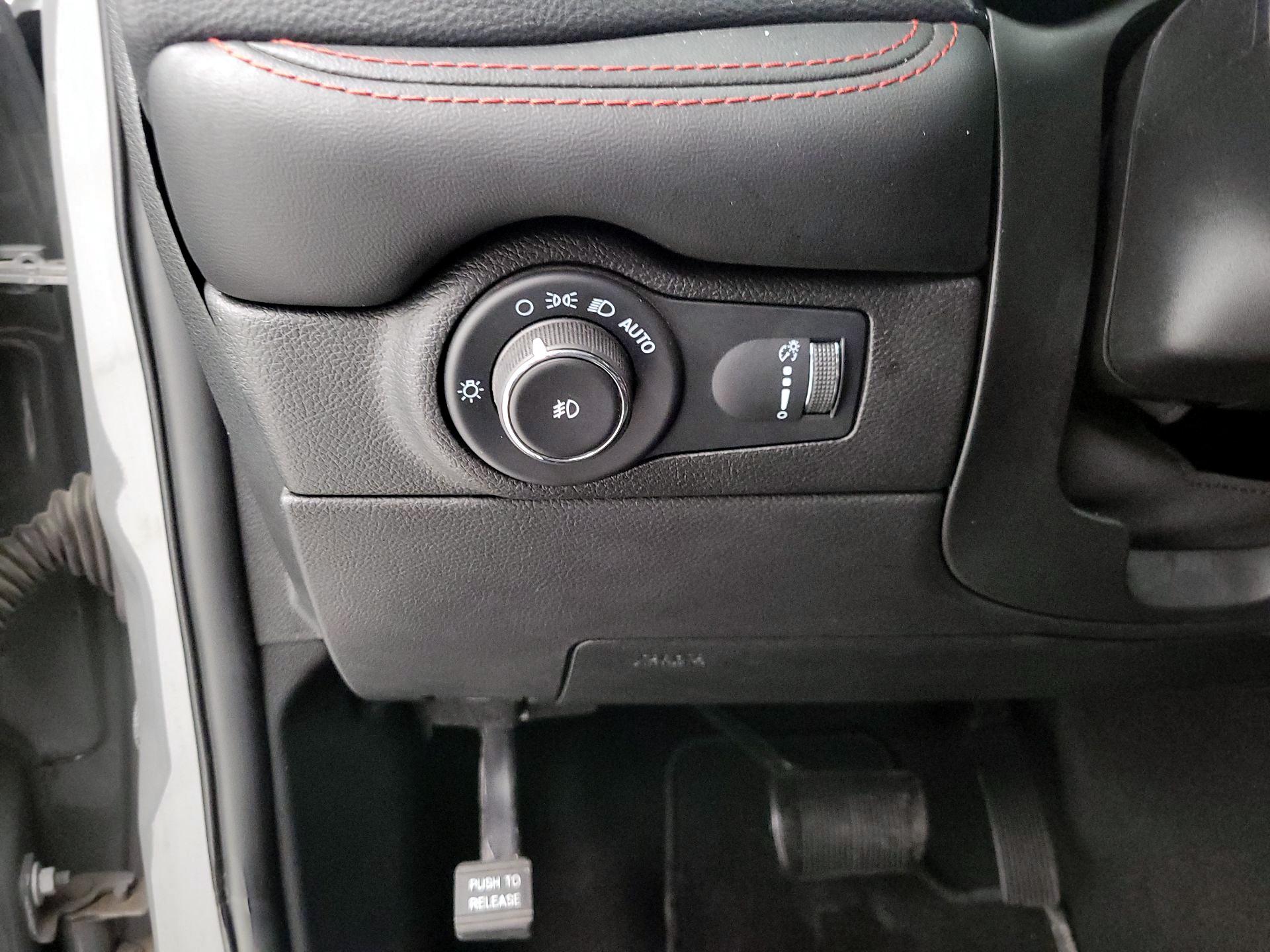 Thumbnail: 2023 Dodge Durango - 13