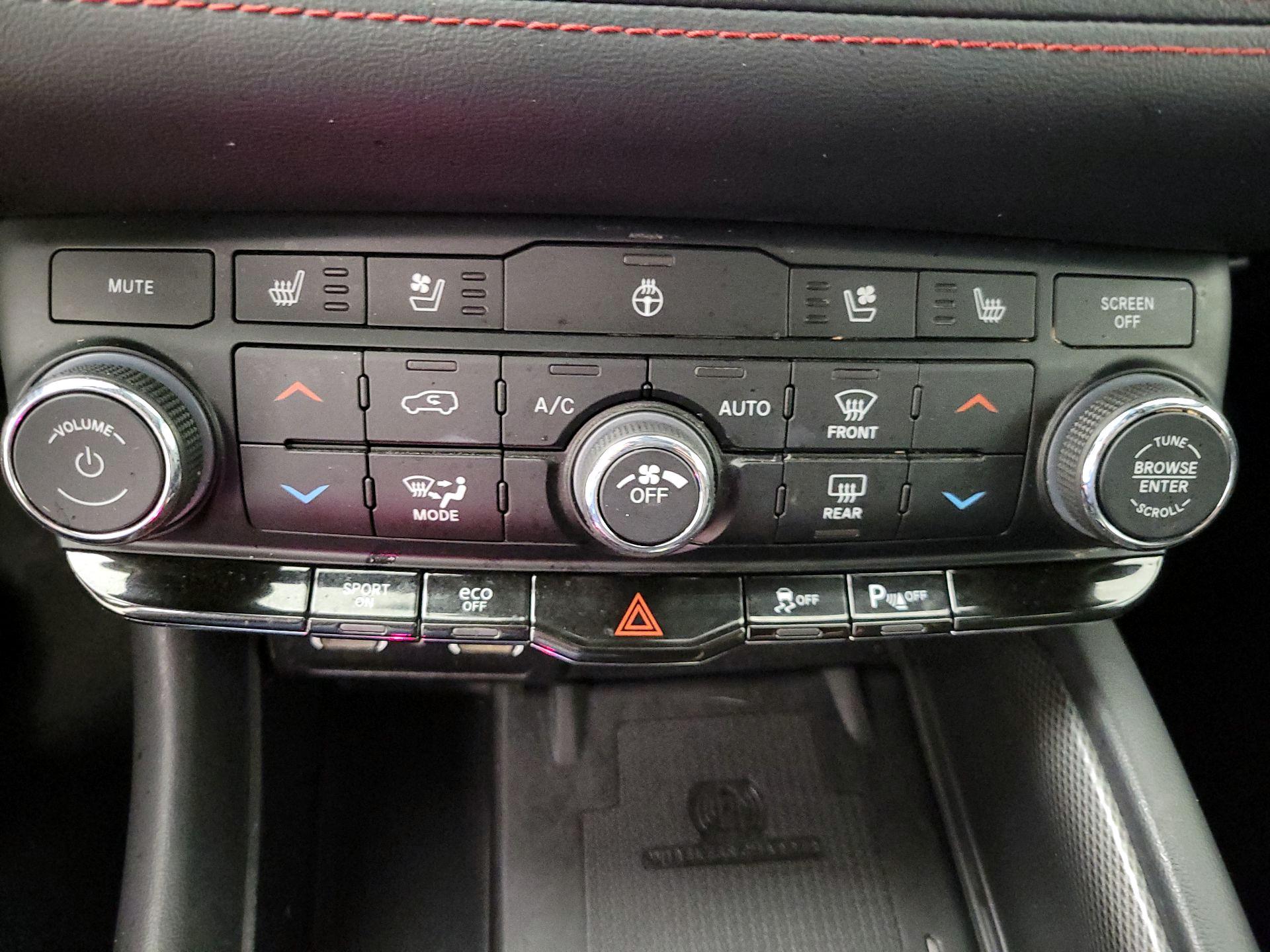 Thumbnail: 2023 Dodge Durango - 16