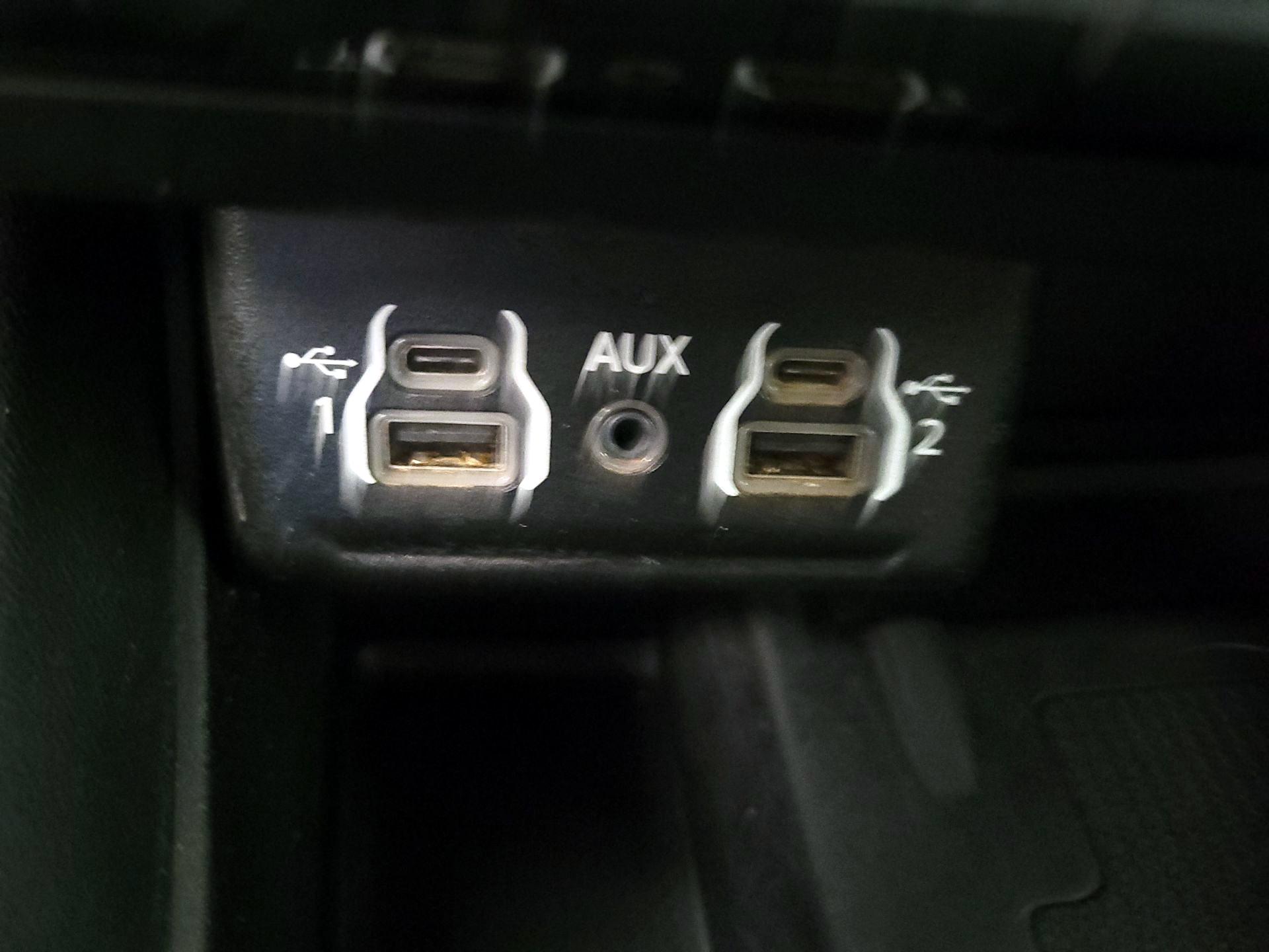 Thumbnail: 2023 Dodge Durango - 18