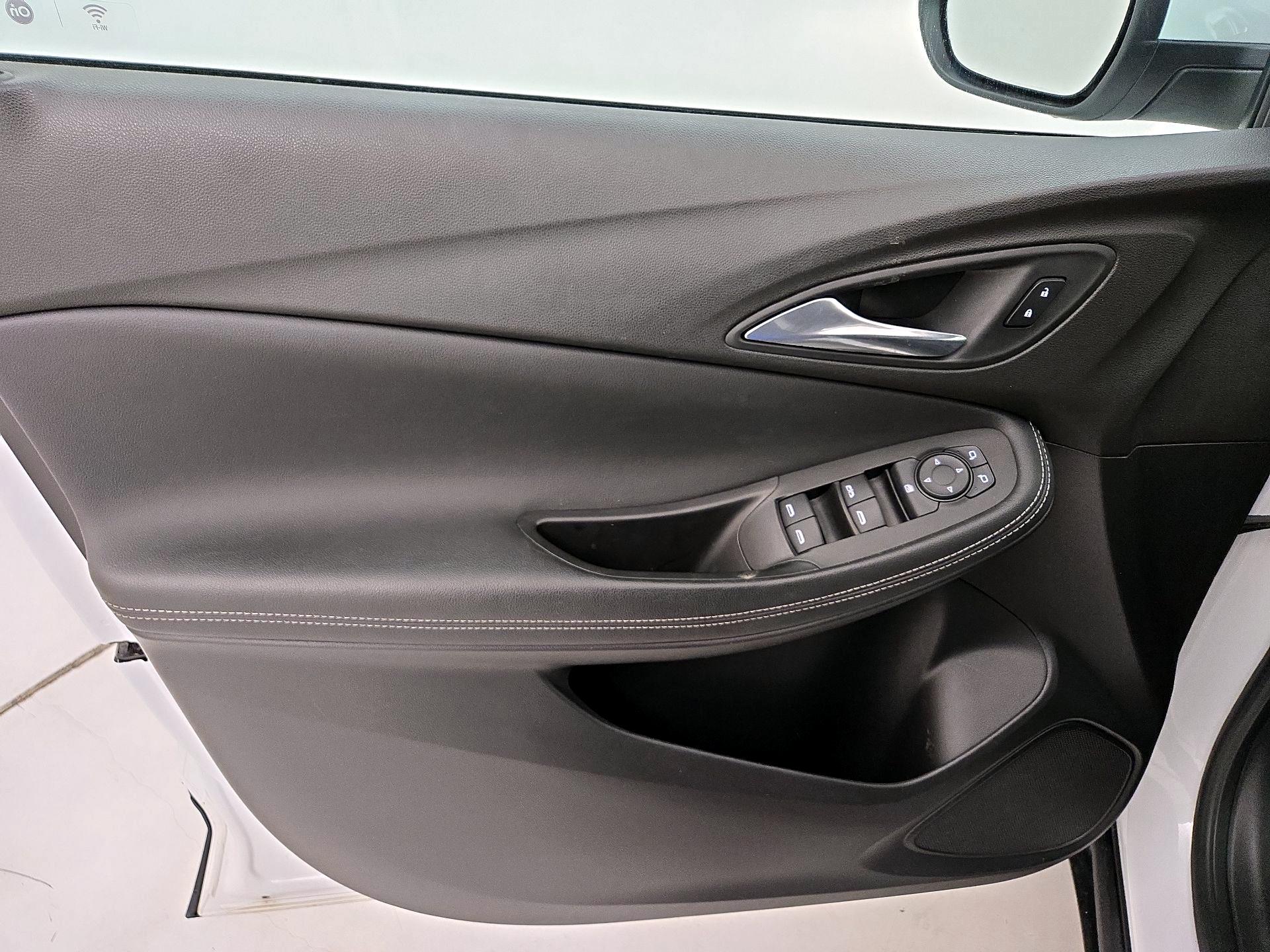 Thumbnail: 2021 Buick Encore GX - 12