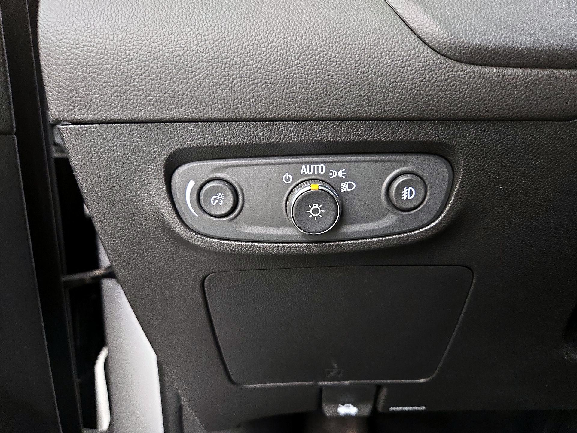 Thumbnail: 2021 Buick Encore GX - 13