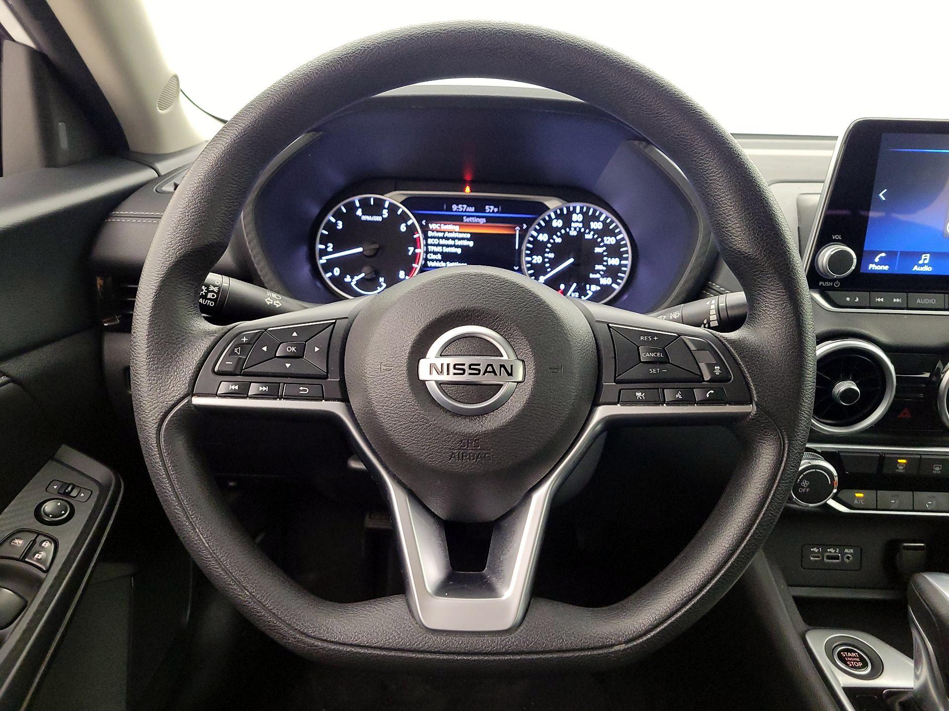 Thumbnail: 2023 Nissan Sentra - 10