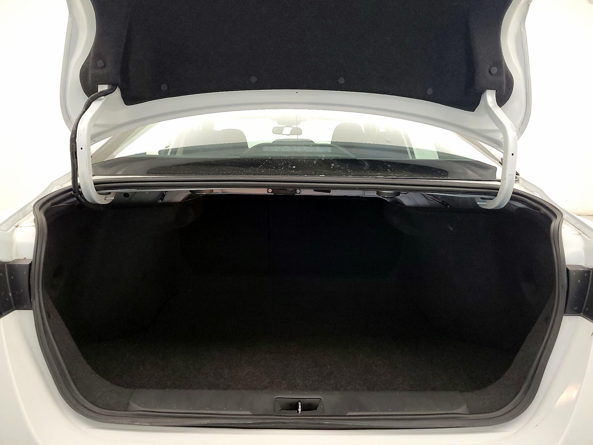 Thumbnail: 2023 Nissan Sentra - 20