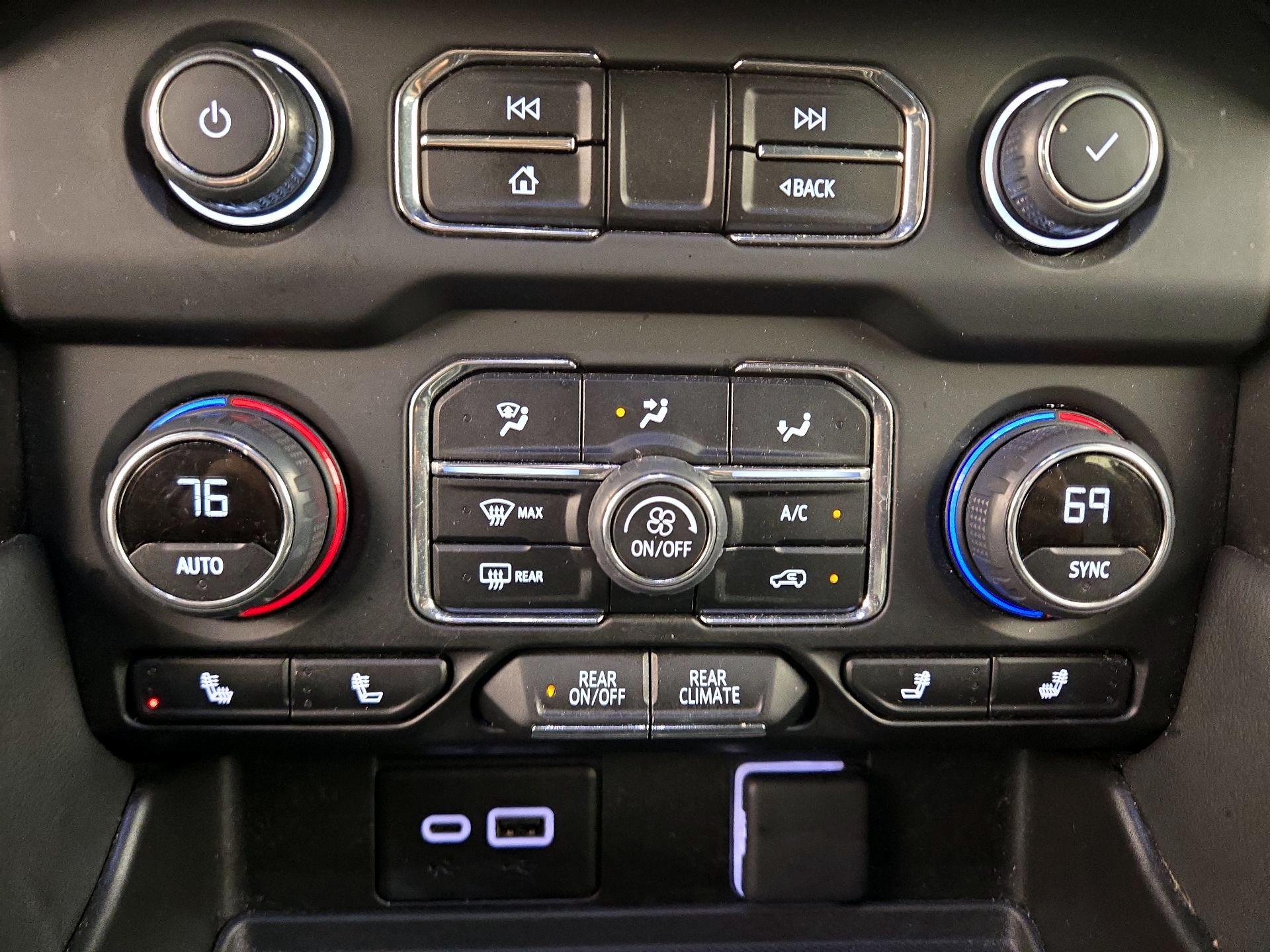 Thumbnail: 2024 Chevrolet Tahoe - 16