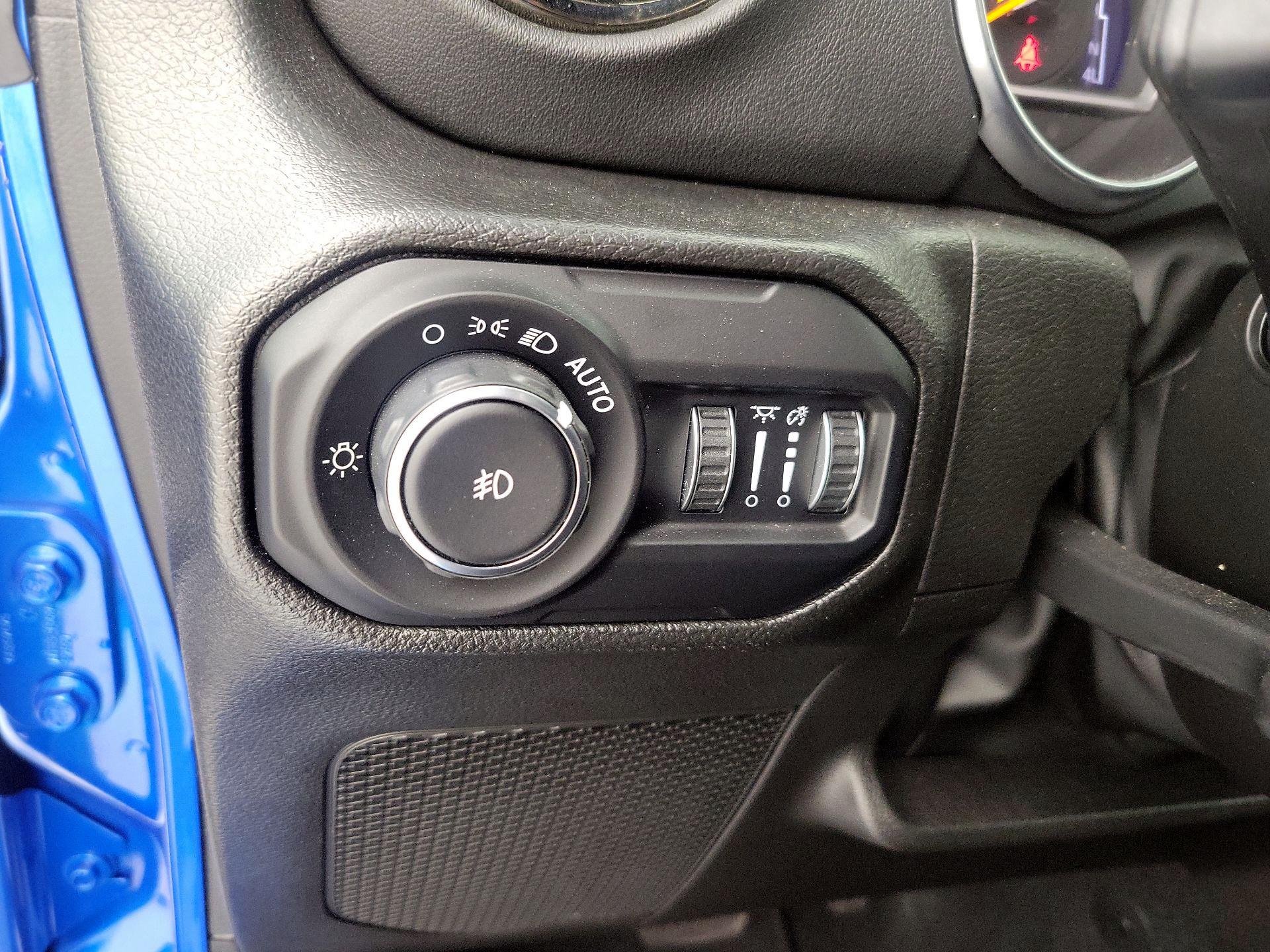 Thumbnail: 2022 Jeep Wrangler - 13