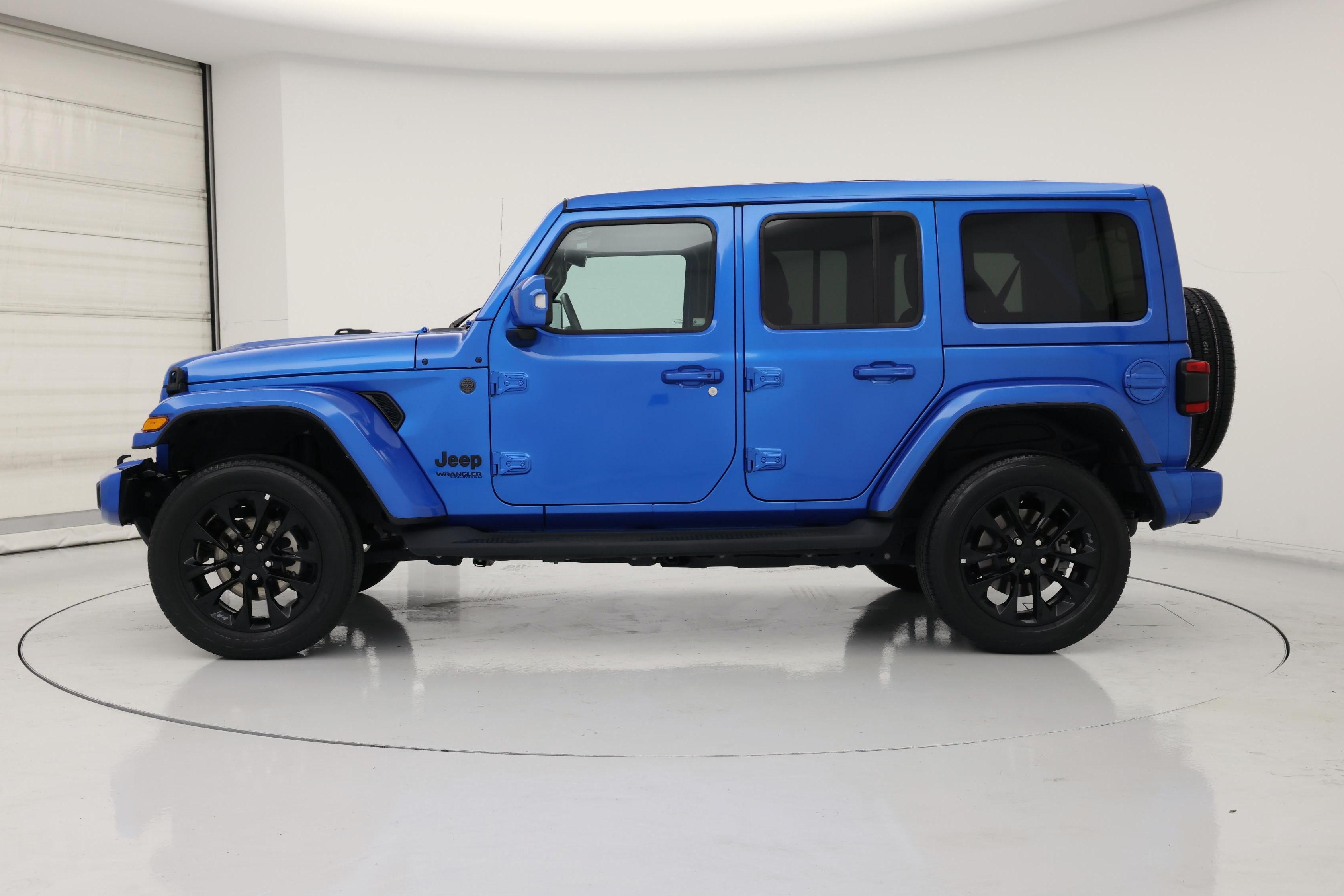 Thumbnail: 2022 Jeep Wrangler - 3