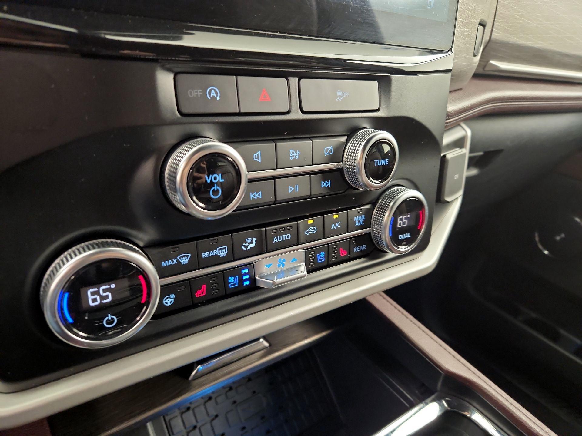 Thumbnail: 2024 Ford Expedition - 17