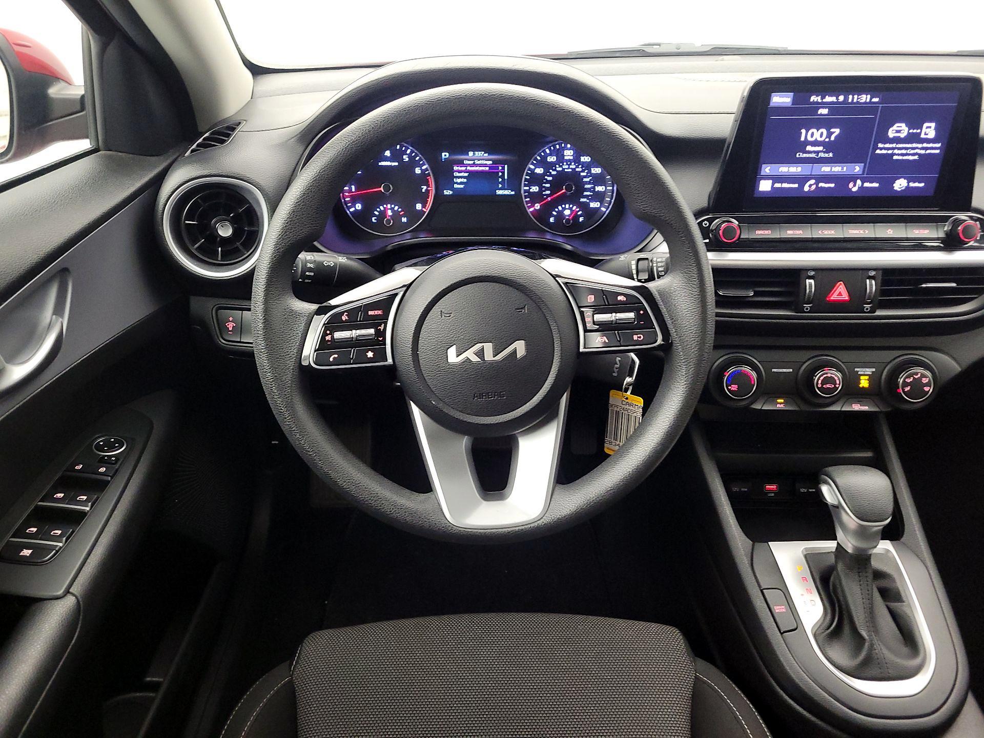 Thumbnail: 2023 Kia Forte - 10