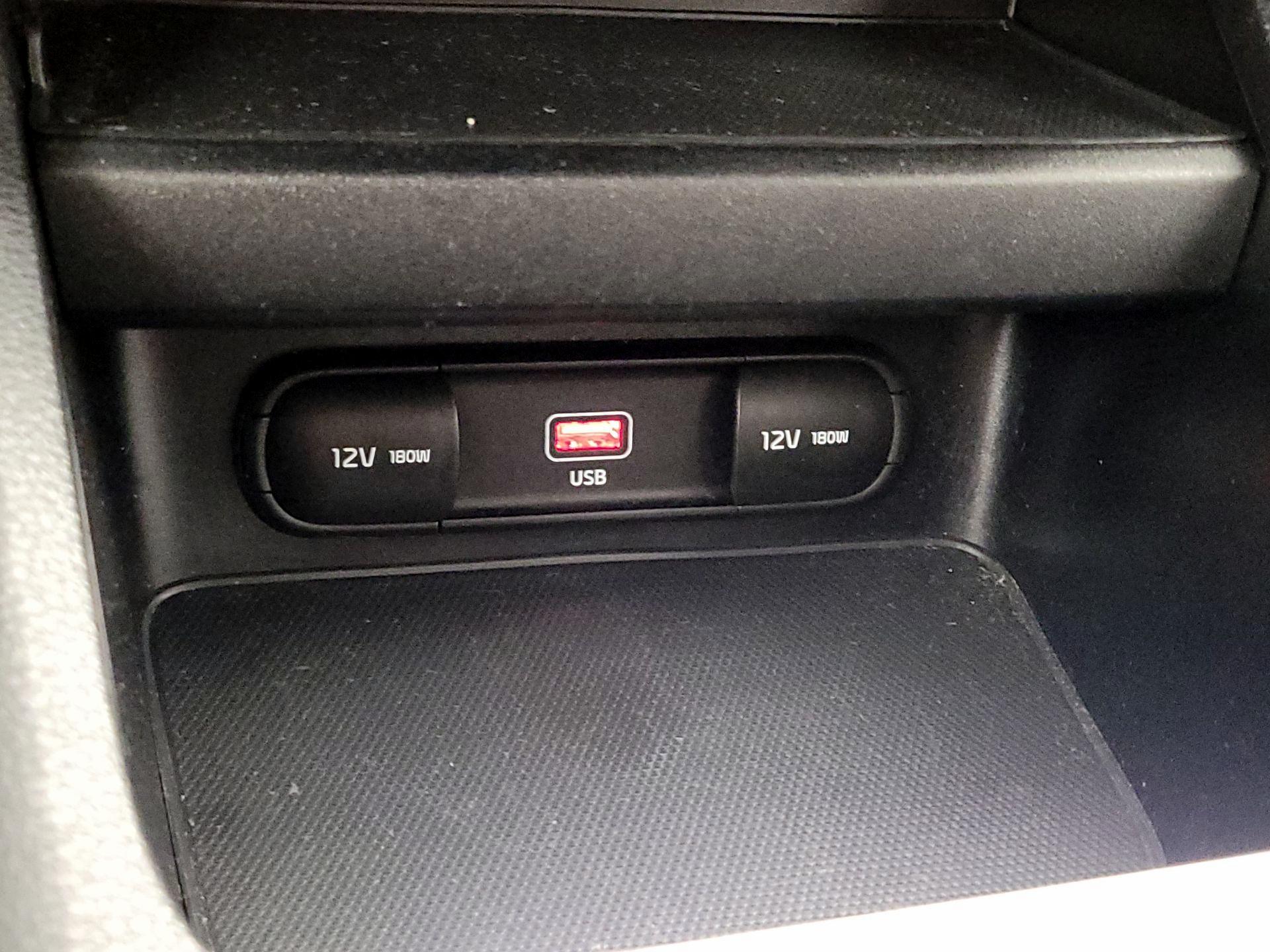 Thumbnail: 2023 Kia Forte - 18